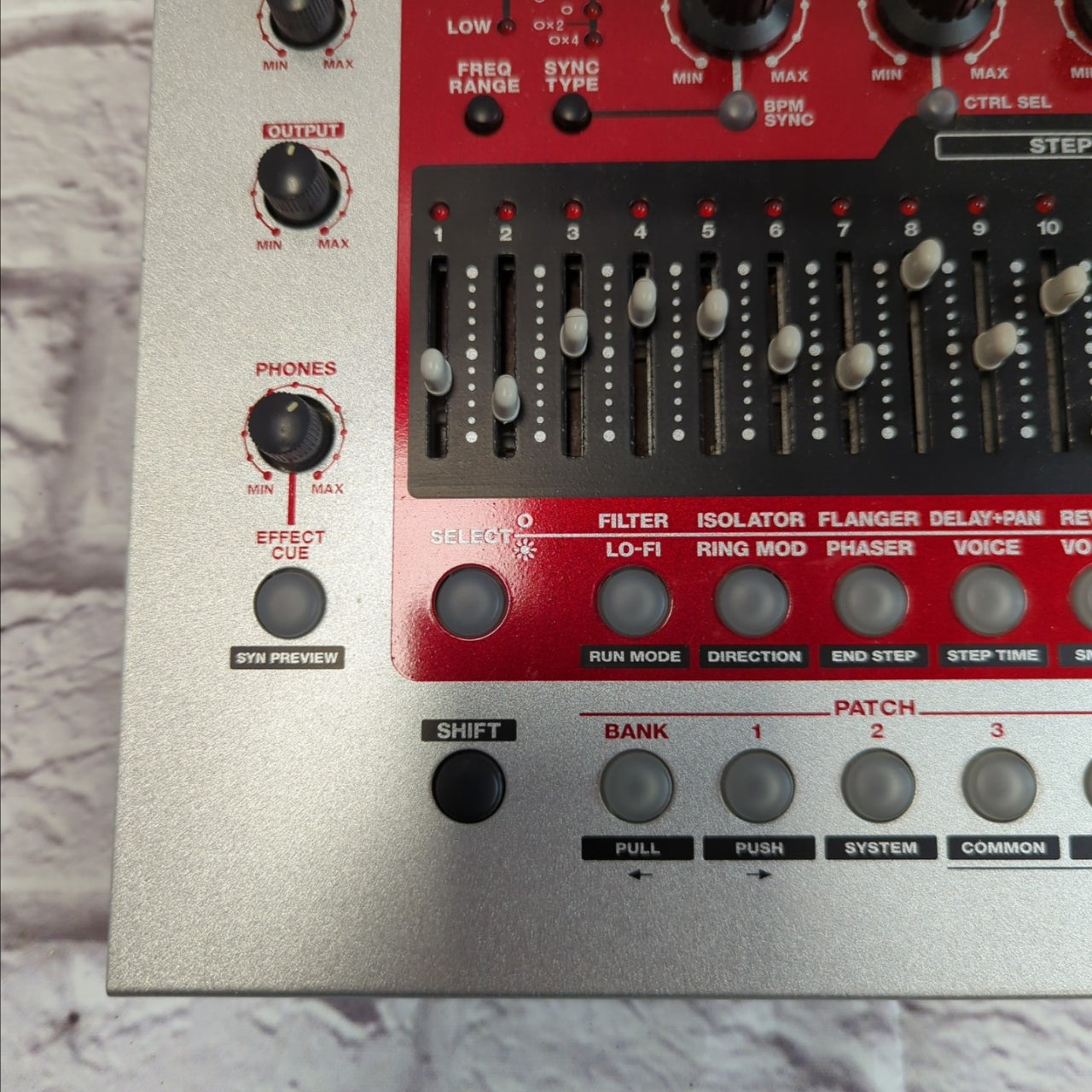 Roland EF-303 Groovebox Synthesizer Drum Machine