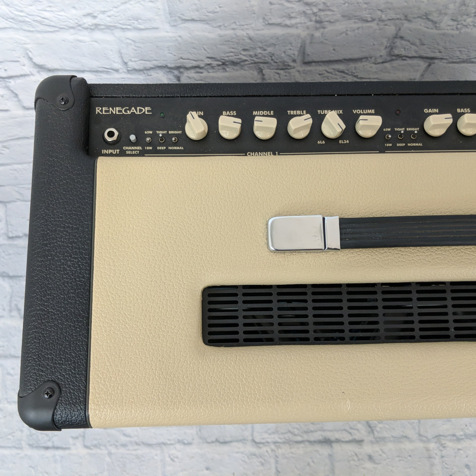 Egnater Renegade 410 4x10" 65W All-Tube Combo Amp Regular Black, Beige