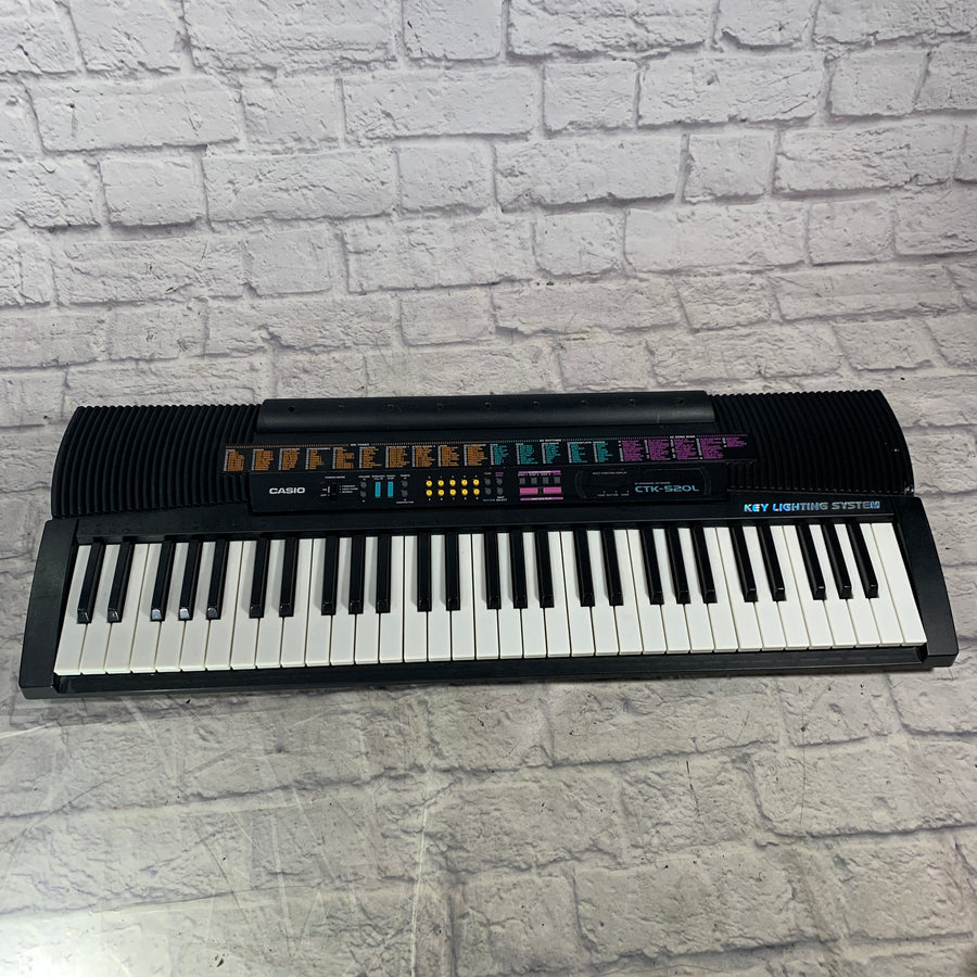 Casio CTK 520L Key-Lighting Keyboard