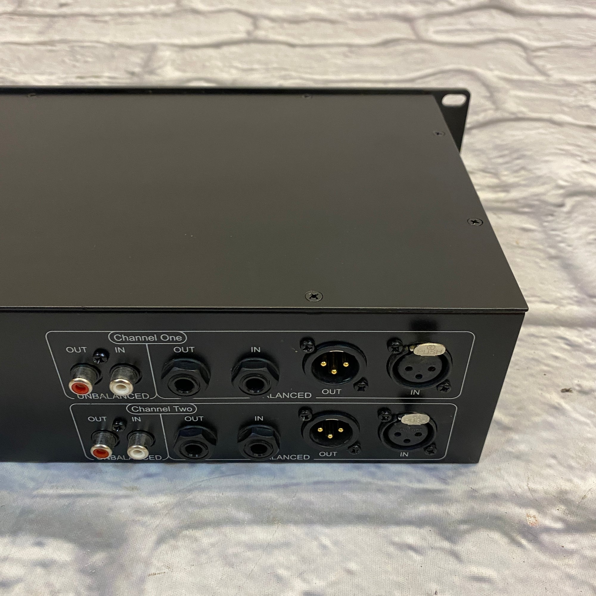 Stageworks E231X Dual 31 Band Rack EQ
