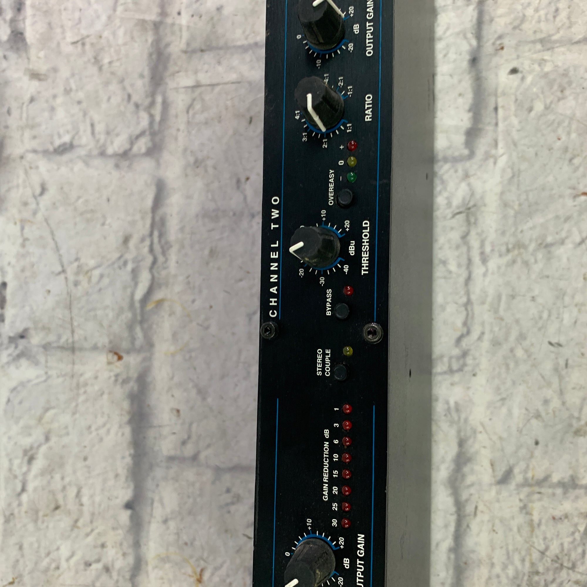 DBX 262 Project 1 Compressor/Limiter
