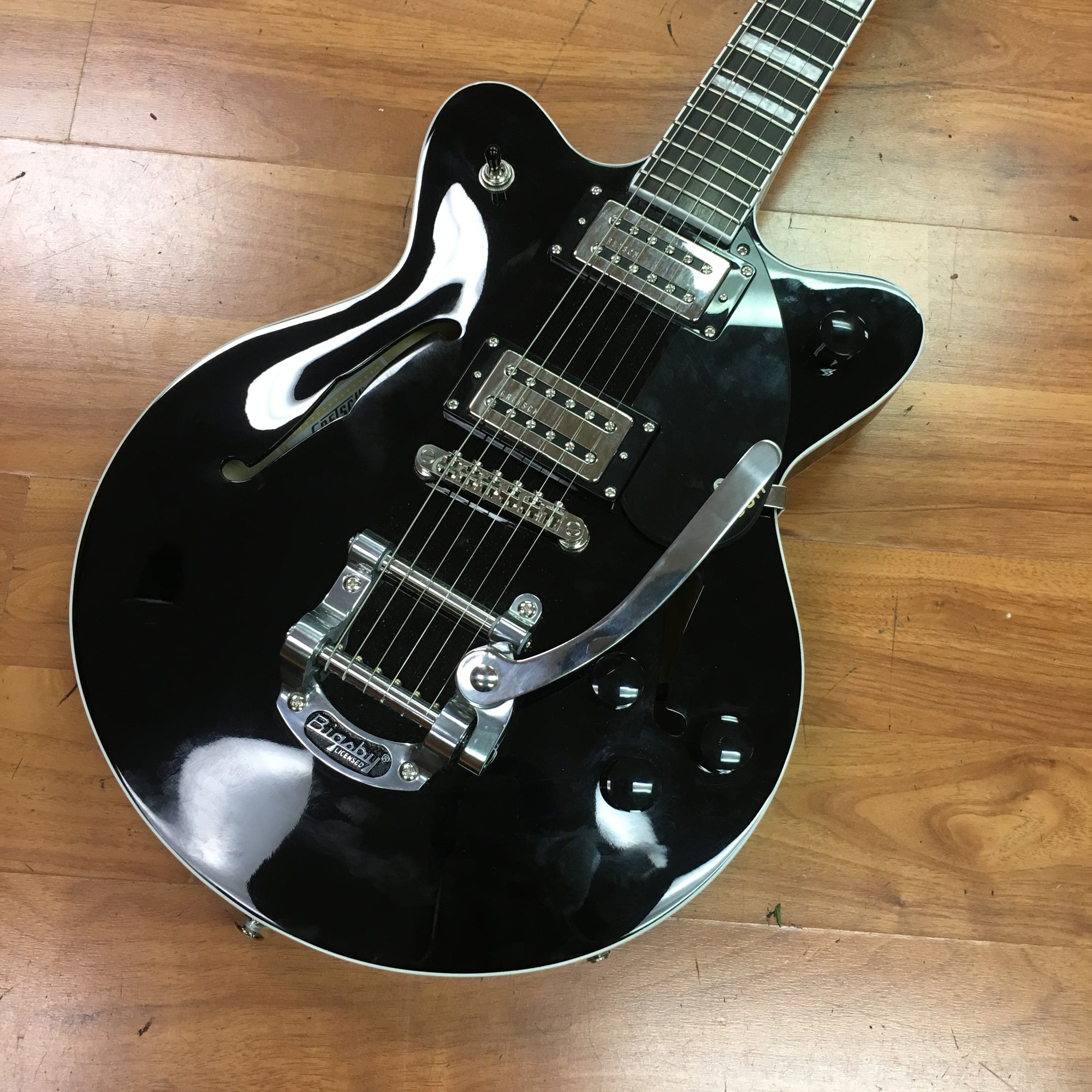 Gretsch G2655t Streamliner JR with BIgsby