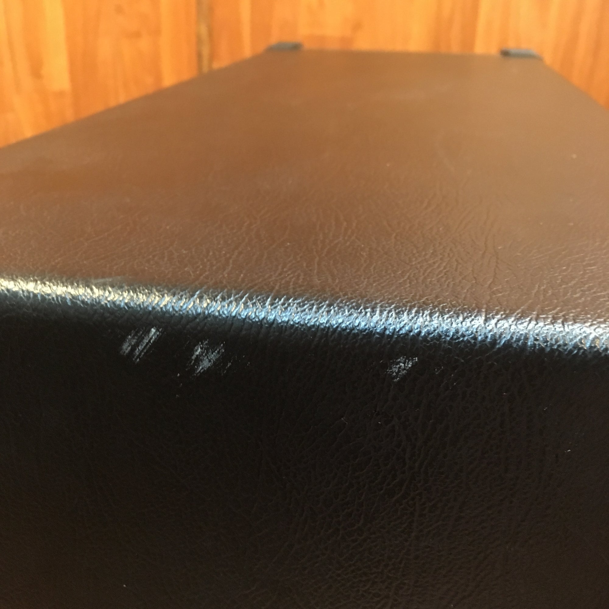Line 6 300 watt 4x12 Cab SALE!