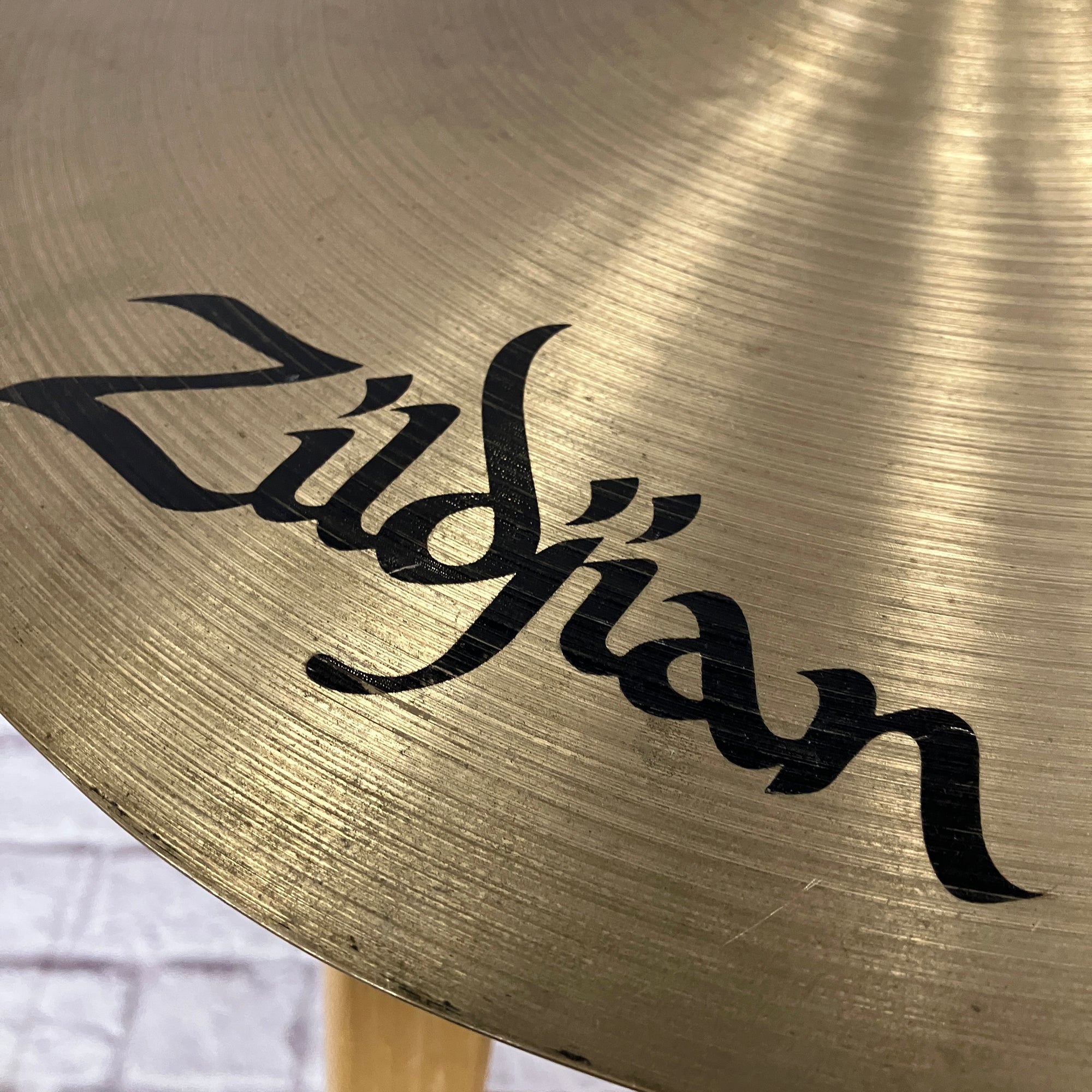 Zildjian 16 Medium Crash Cymbal AS IS CRACKED CUT