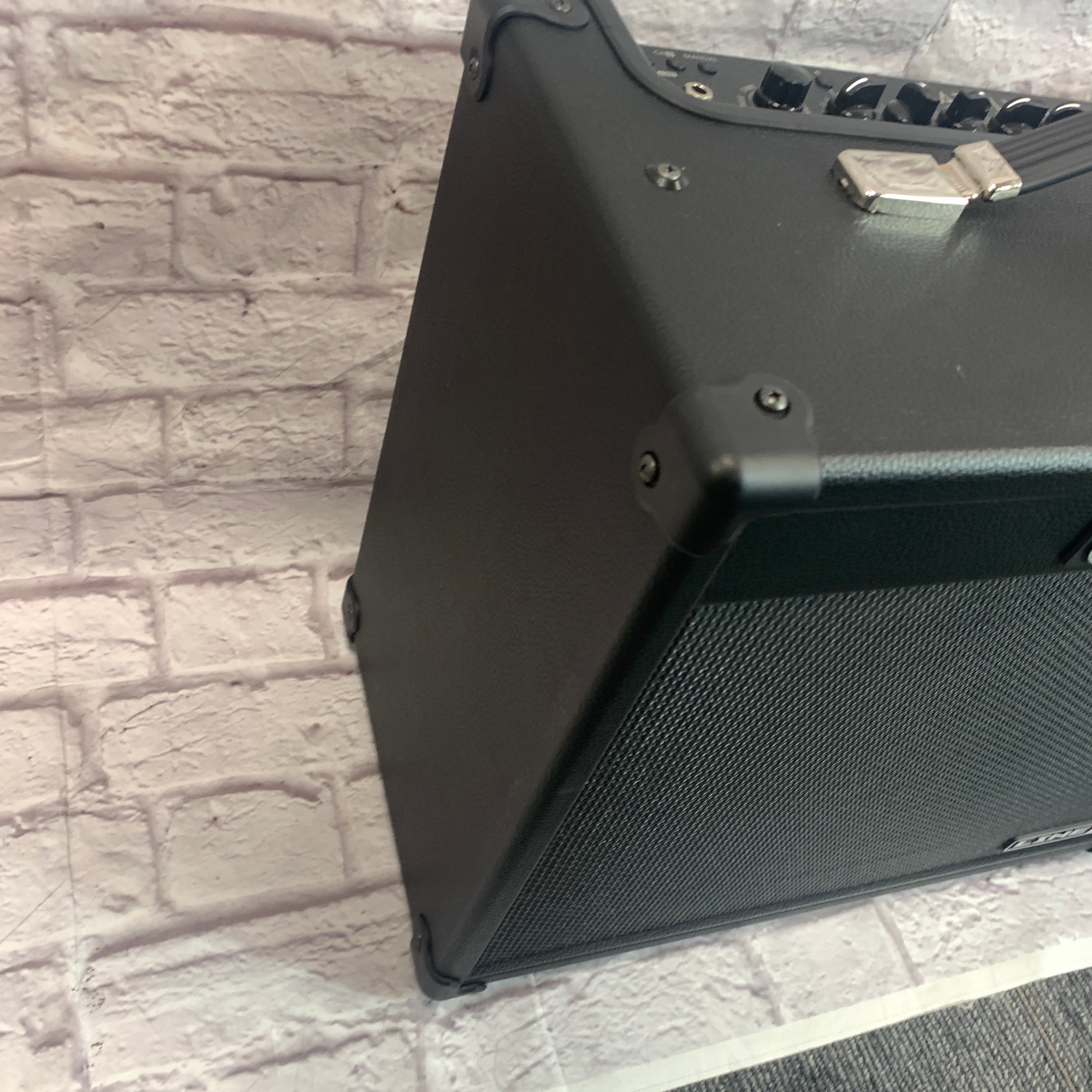 Line 6 Catalyst 60 w/ Cover Guitar Combo Amp