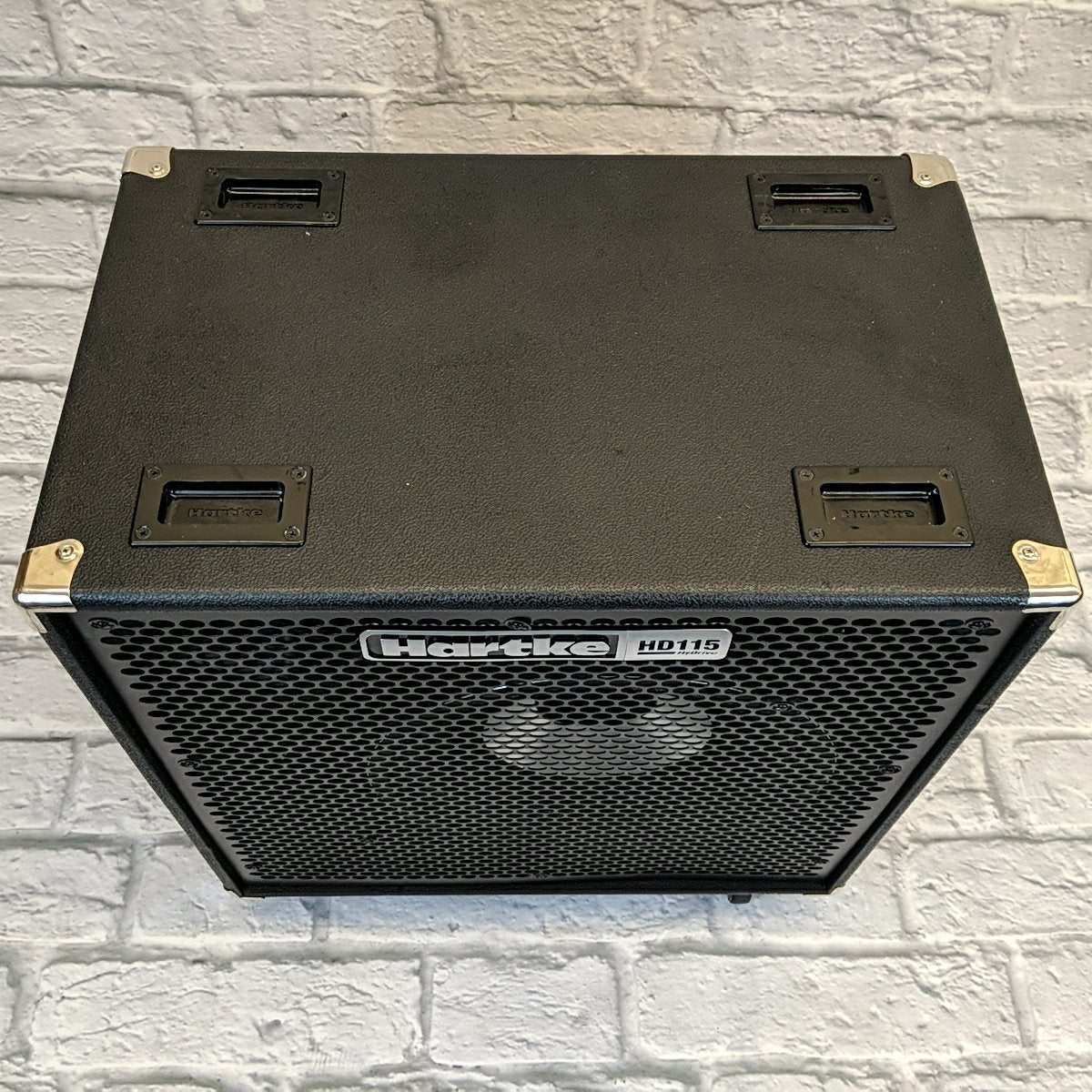 Hartke HyDrive HD115 1x15 Bass Guitar Speaker Cabinet, 500w, 8 Ohms