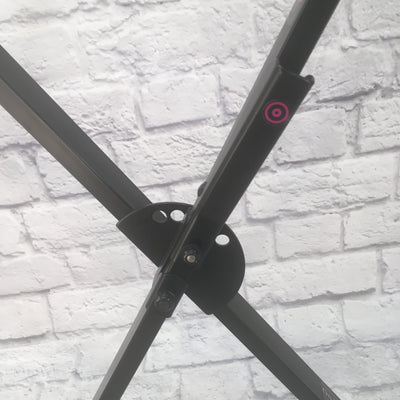 On-Stage Keyboard KS8390 Lok-Tight Quiksqueeze X Stand