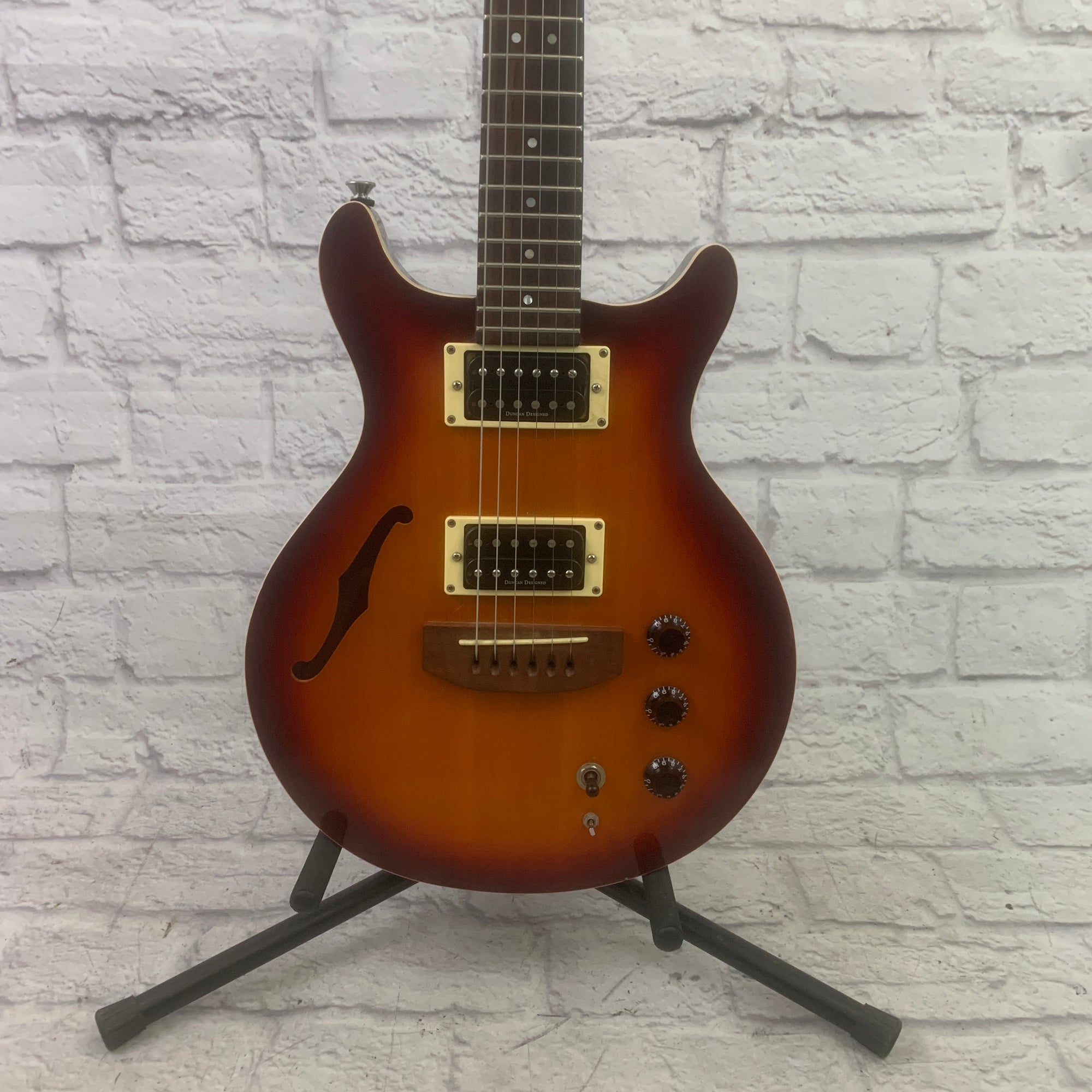 Hamer Duotone Semi Hollow Dual Output Jack
