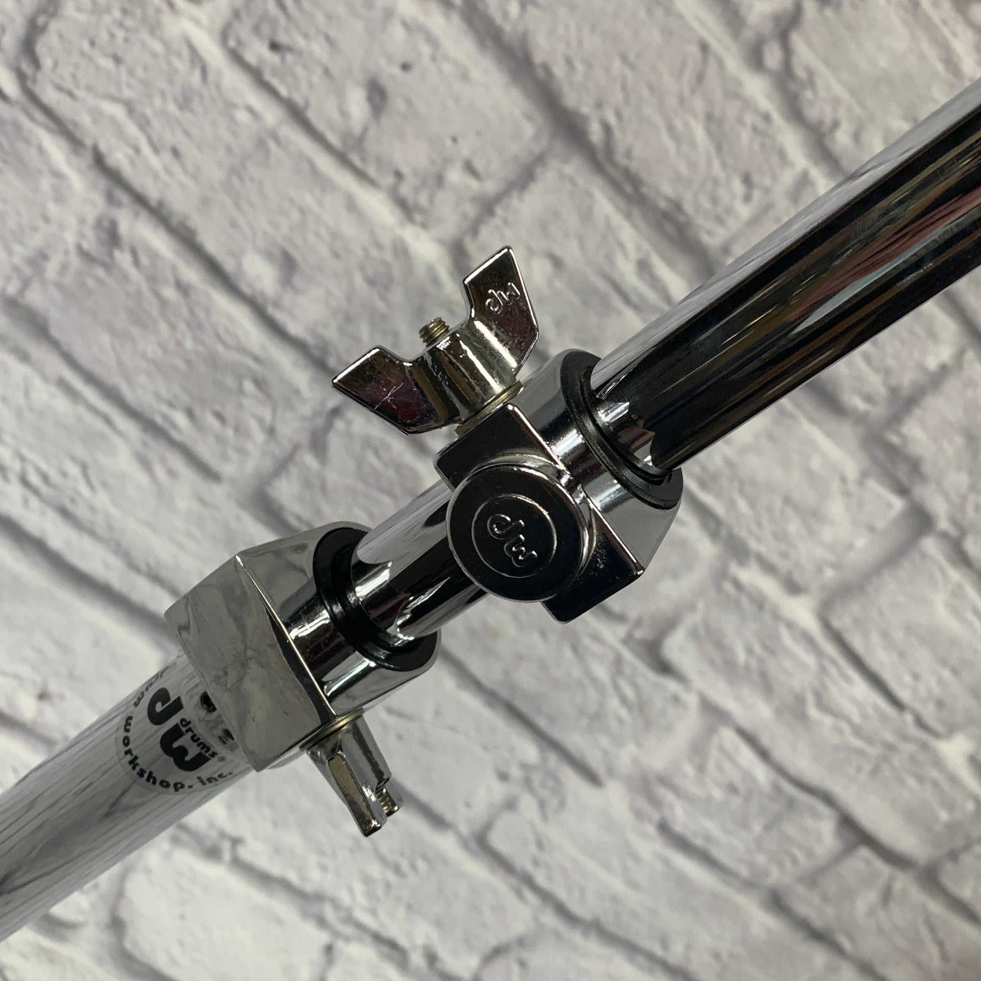 DW 5000 Series Heavy Duty Double-Braced Rotating 2-Leg Hi Hat Stand