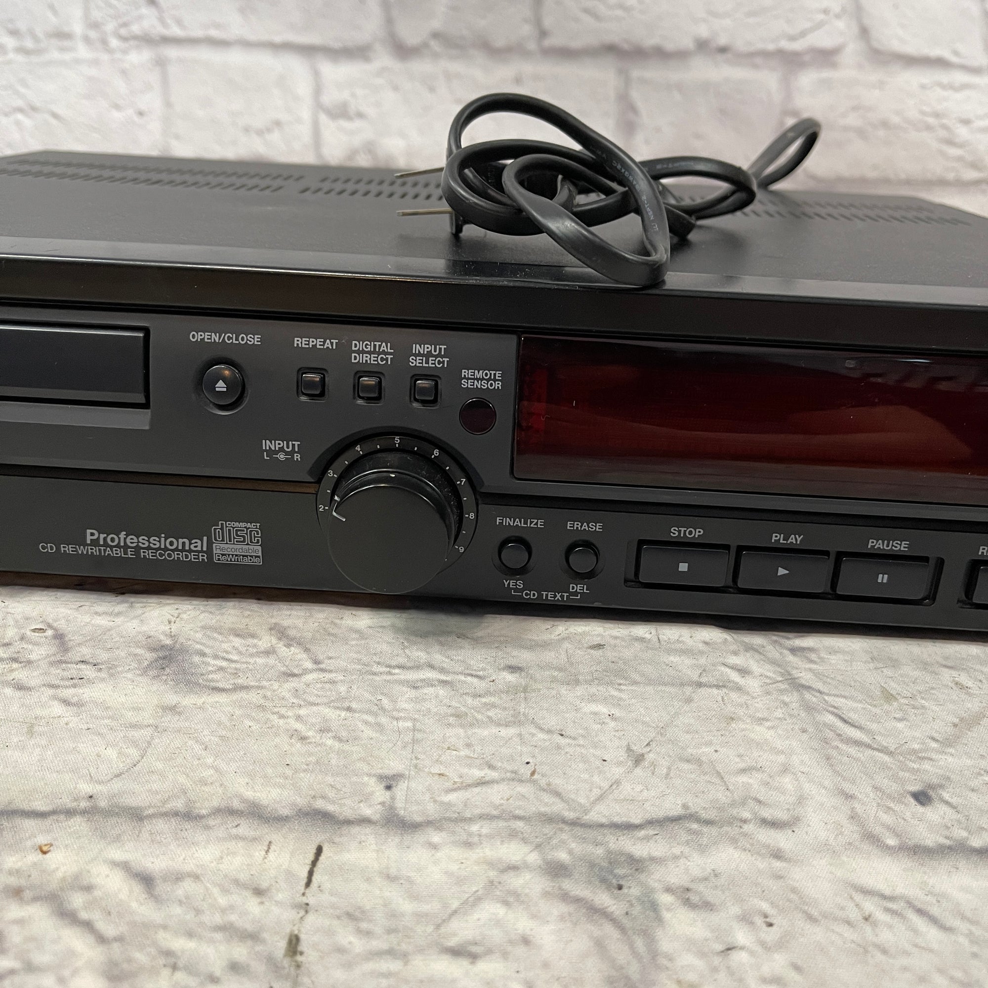 Tascam CD-RW750 CD Rewritable Recorder w/ Rack Ears