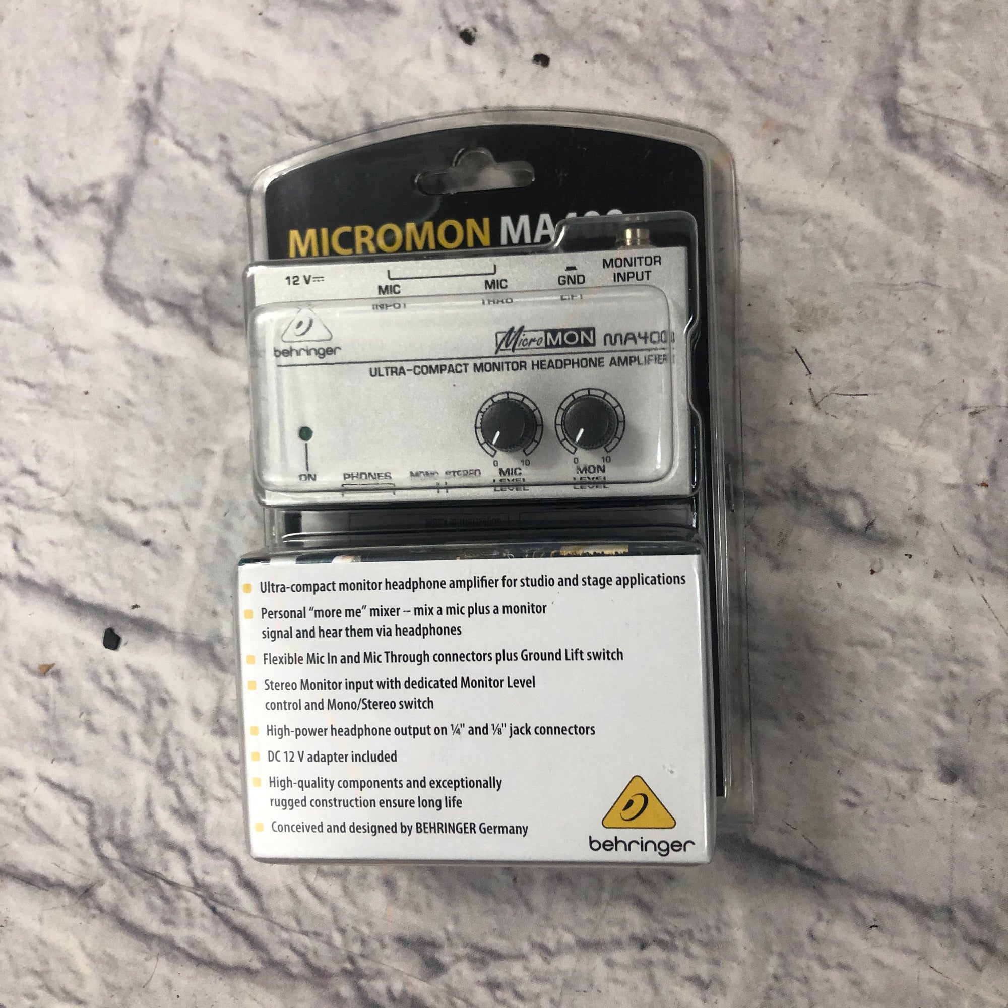 Behringer MA400 MicroMon Headphone Amp New in Box