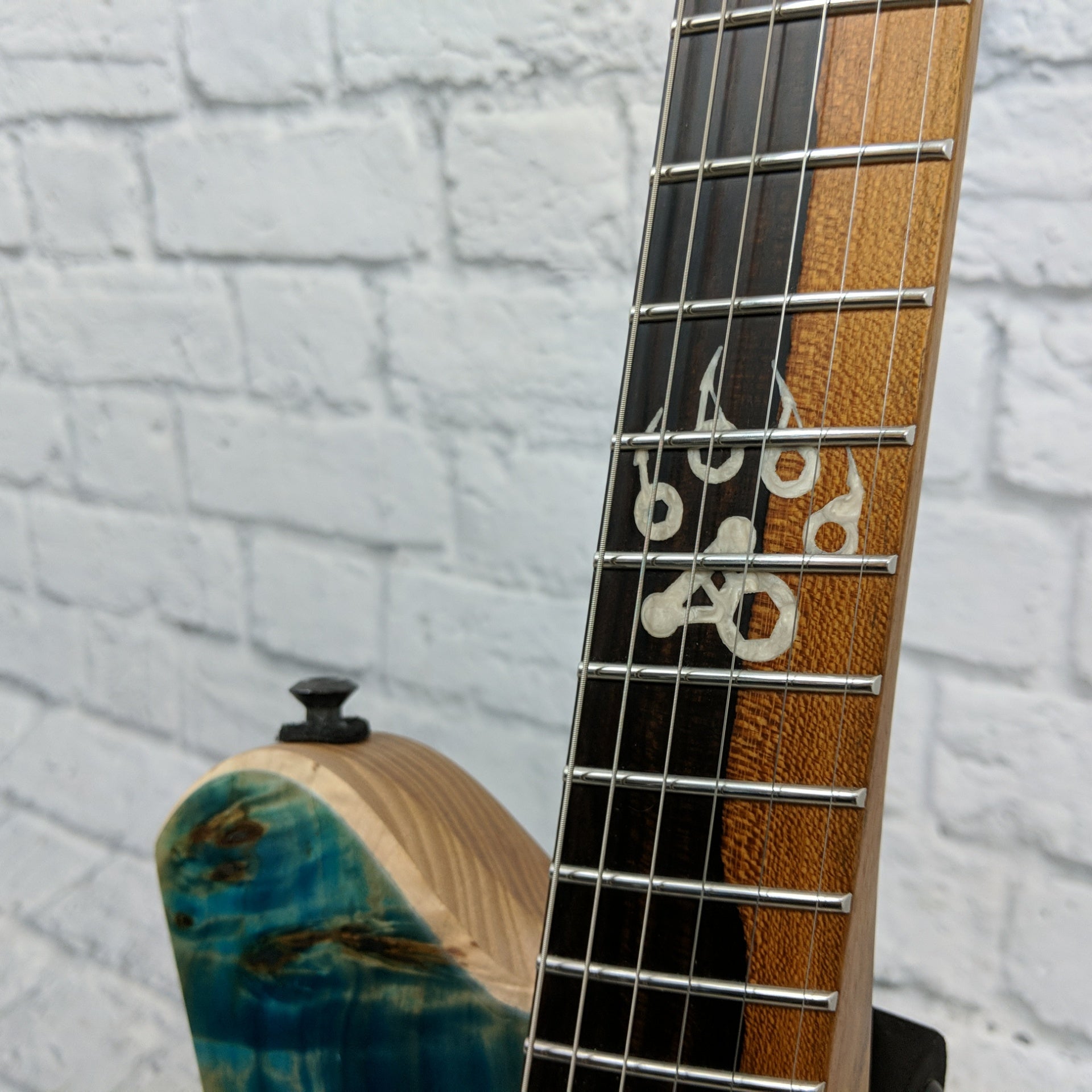 Blackat HSA Poplar Burl Trans Blue over 3pc Black Limba 6 String Electric Guitar