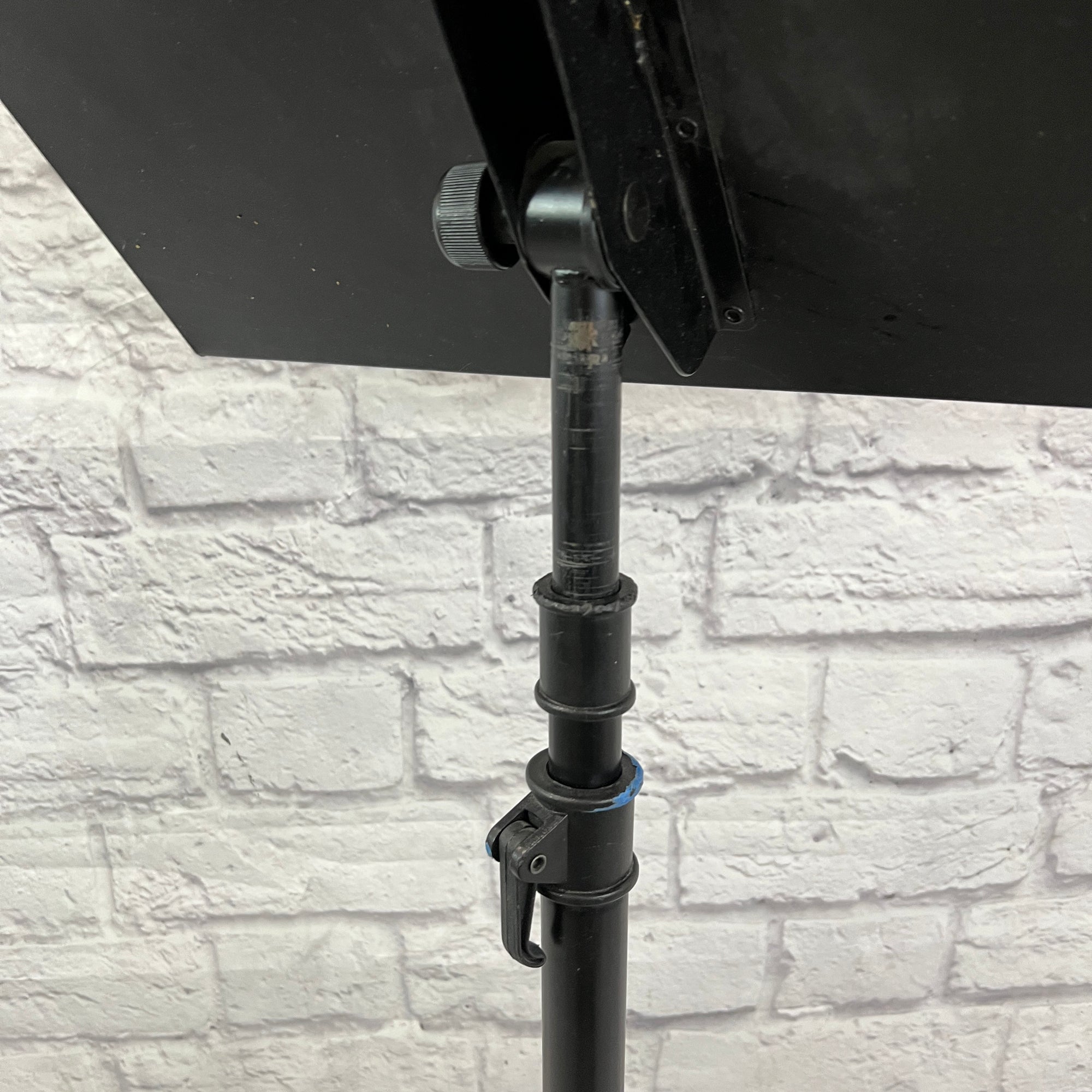 Unknown Heavy Duty Music Stand