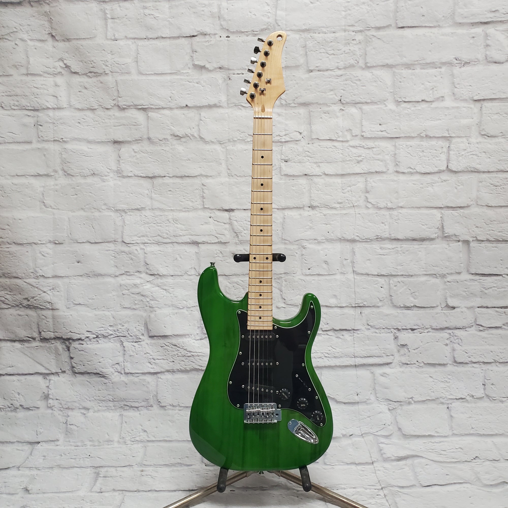 Unknown Strat Style Electric Guitar Trans Green