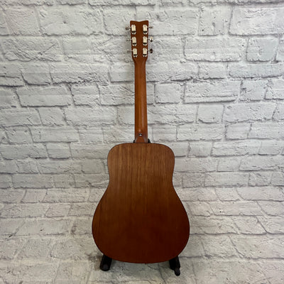 Yamaha FG Junior Parlor Acoustic Guitar