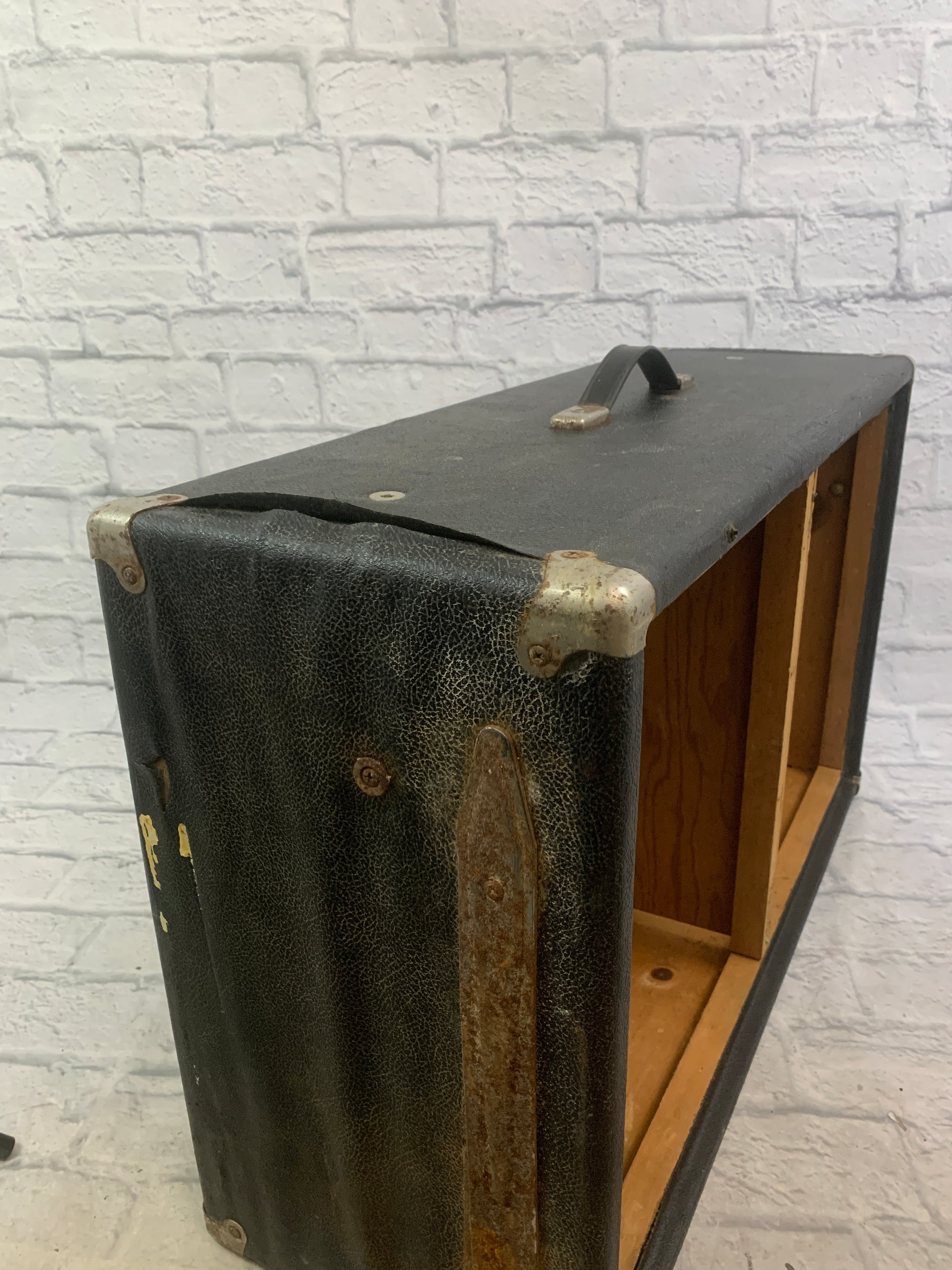 Unloaded Fender Closed-Back (Bandmaster?) 2x12 Cabinet AS IS