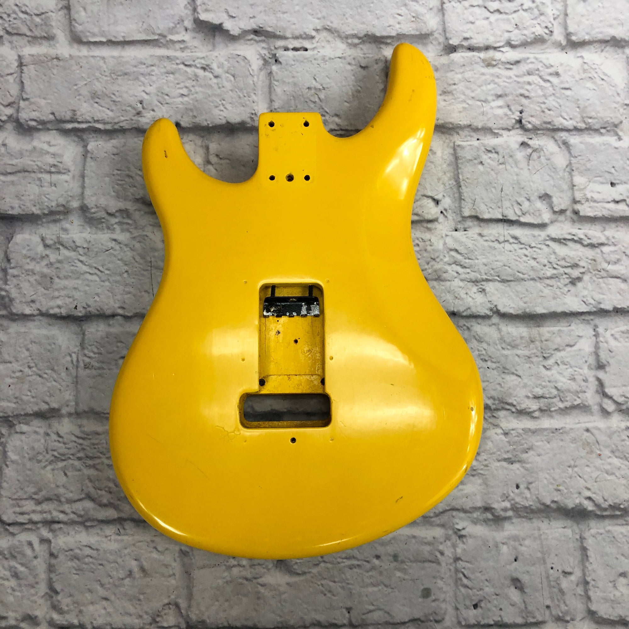 Peavey Falcon Body