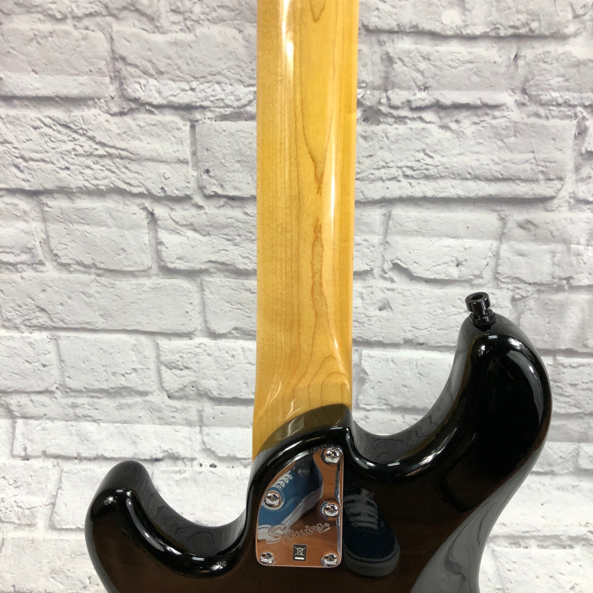 Squier Dimension 4 String Bass
