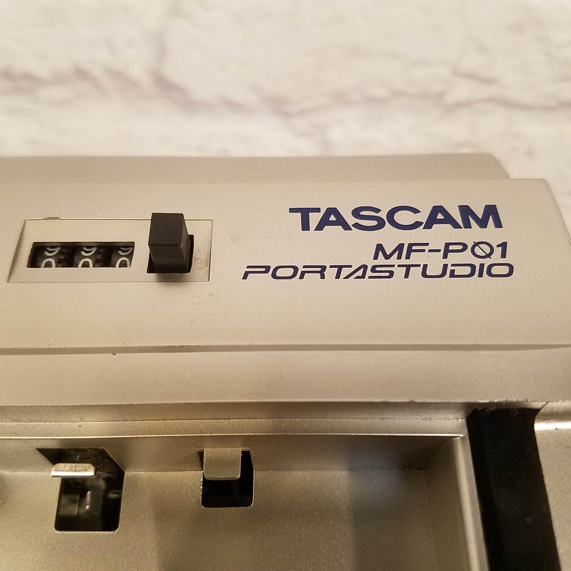 TASCAM PS-P520 Alimentatore Originale 5V 2A Per Serie MP, CD-XX2, DR - Foto 5