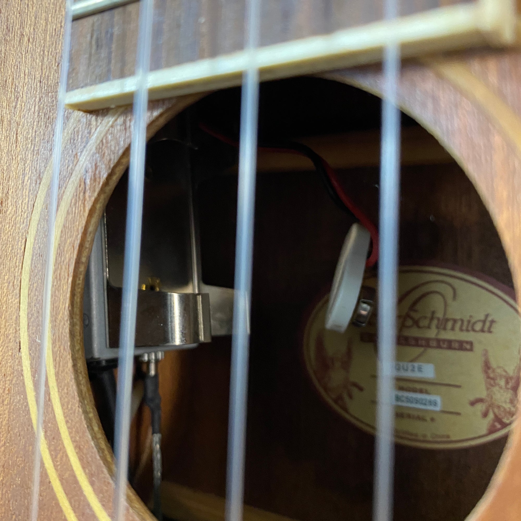 Oscar Schmidt OU2E Mahogany Concert Acoustic-Electric Ukulele