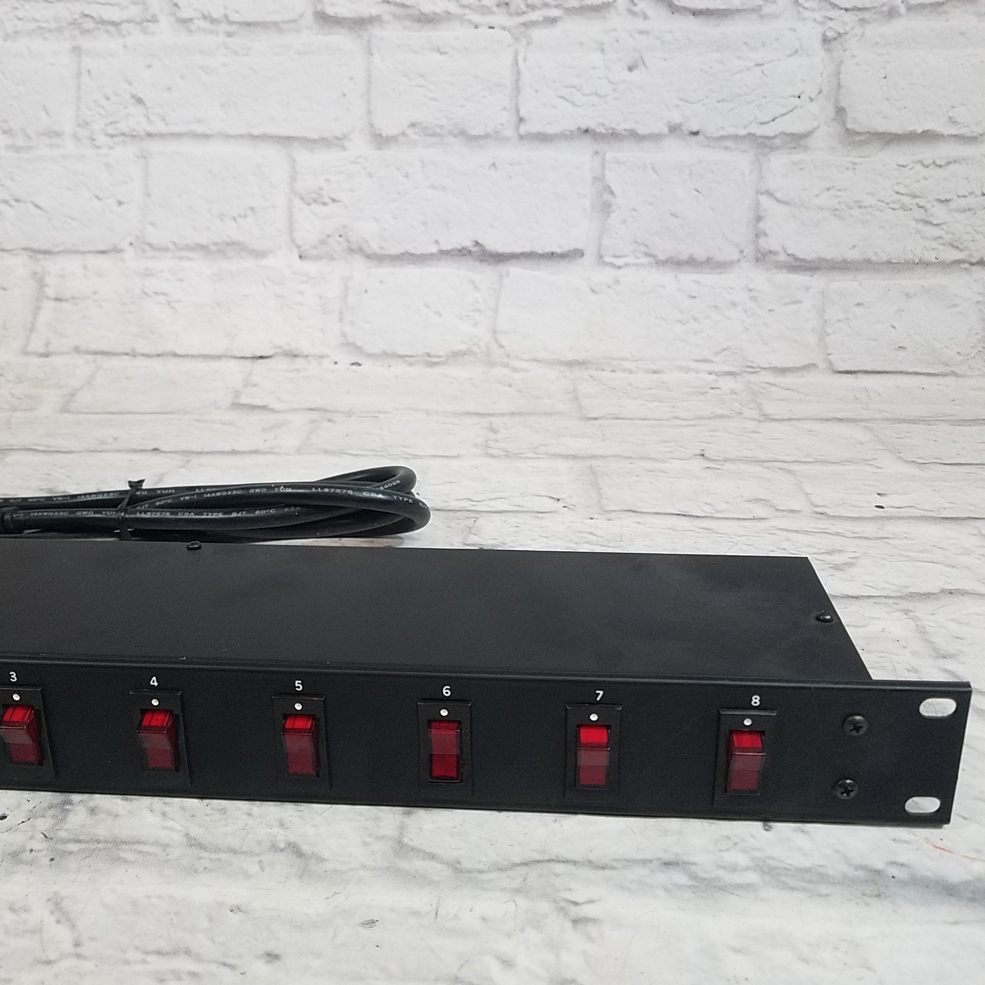 MBT PC-800 Rackmount Powercenter