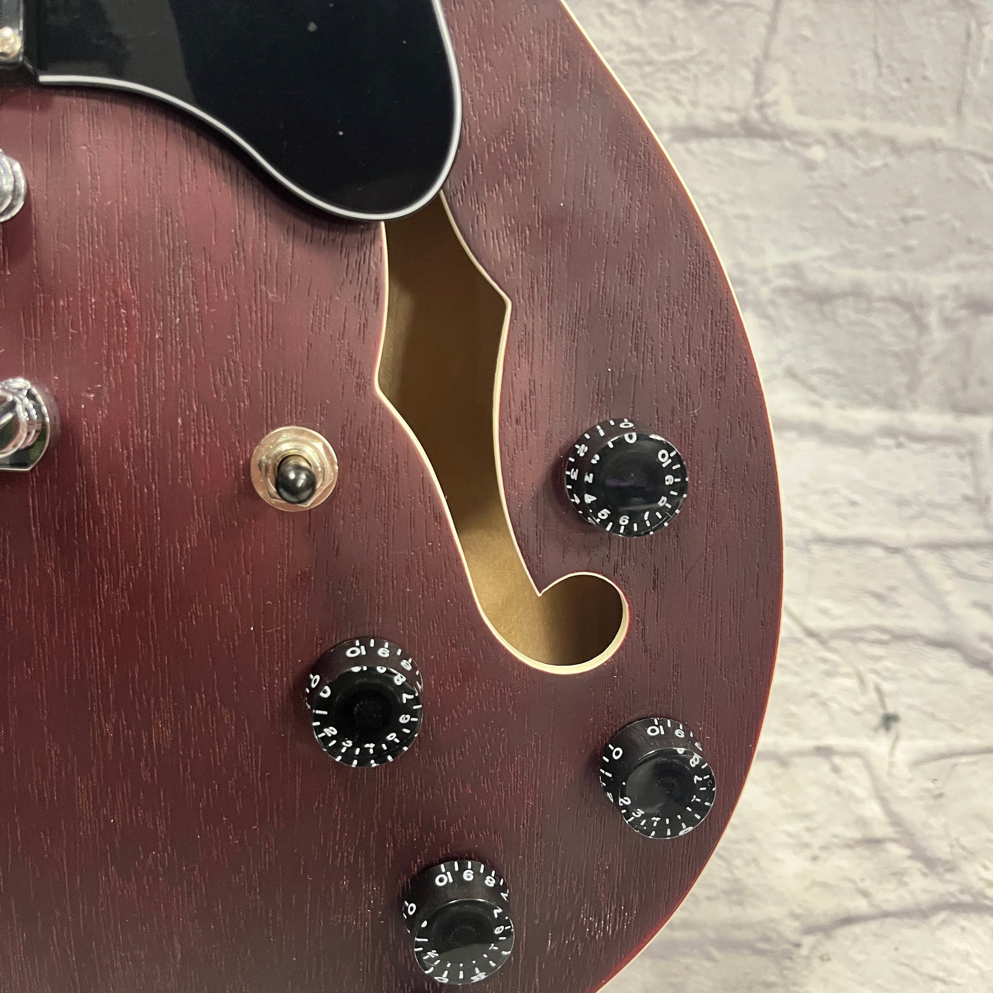 Grote Semi Hollow Electric Guitar