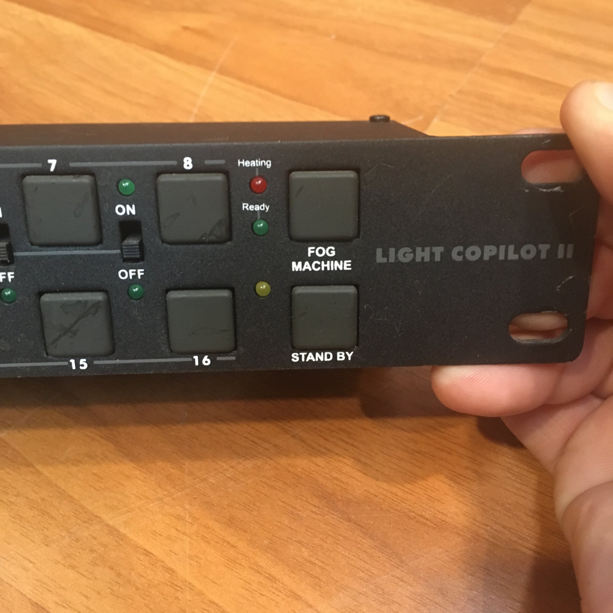 イレーション/Elation Light Co-Pilot III - 16-Channel Chase Controller/DJ Restock Elation Light Co-Pilot III - 16-Channel Chase Controller