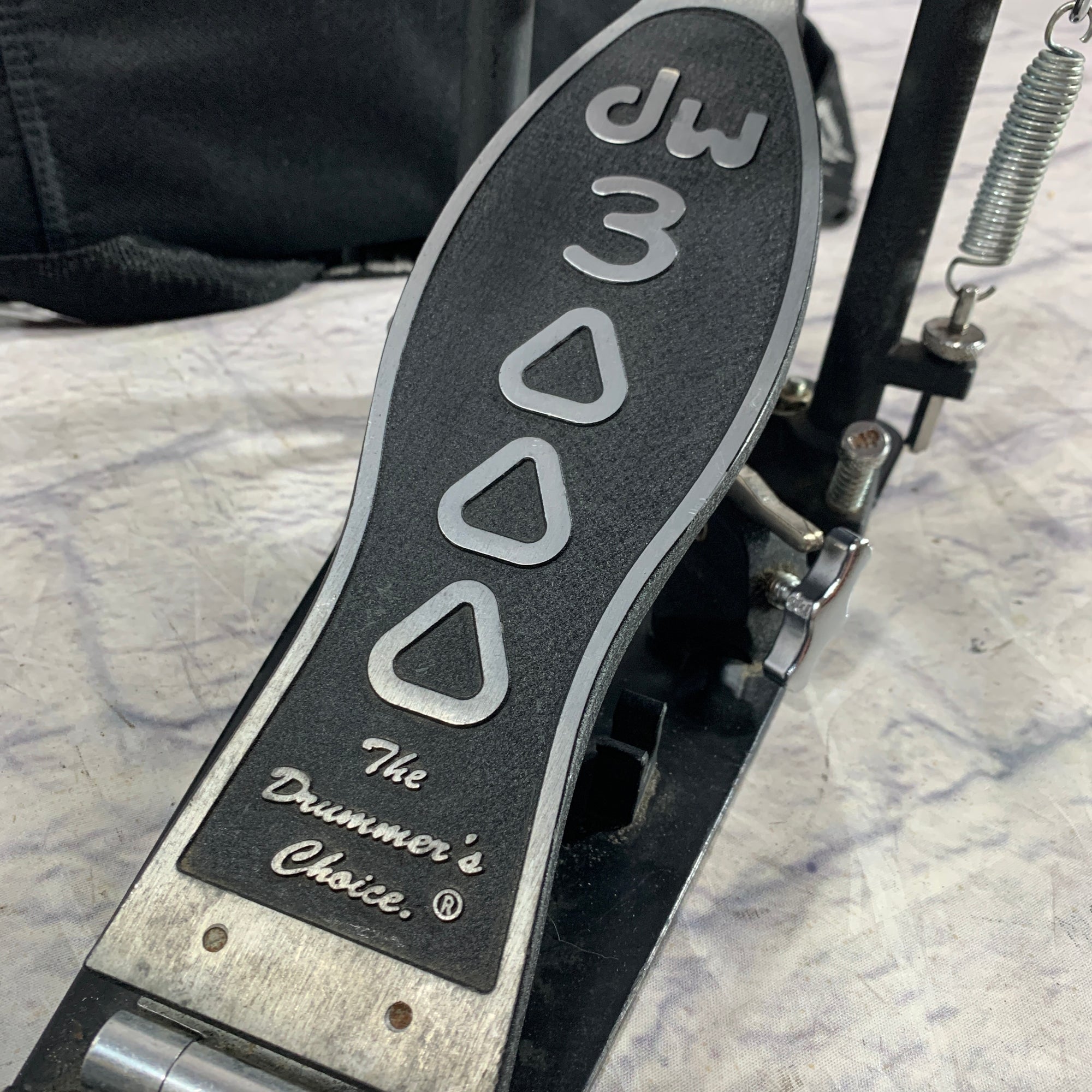 DW 3000 Single Kick Pedal w/ soft bag