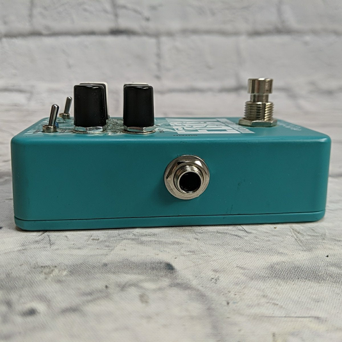 Electro-Harmonix Eddy Analog Vibrato & Chorus Guitar Effects Pedal