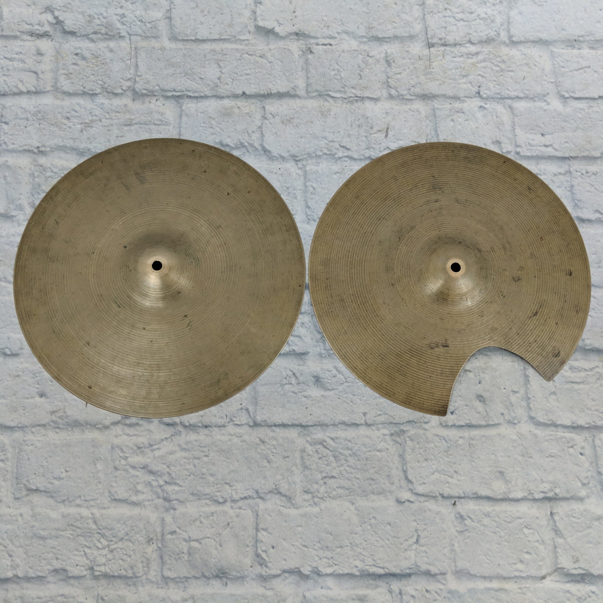 Zildjian Avedis Vintage 1960's 15" Hi Hats (Damaged)