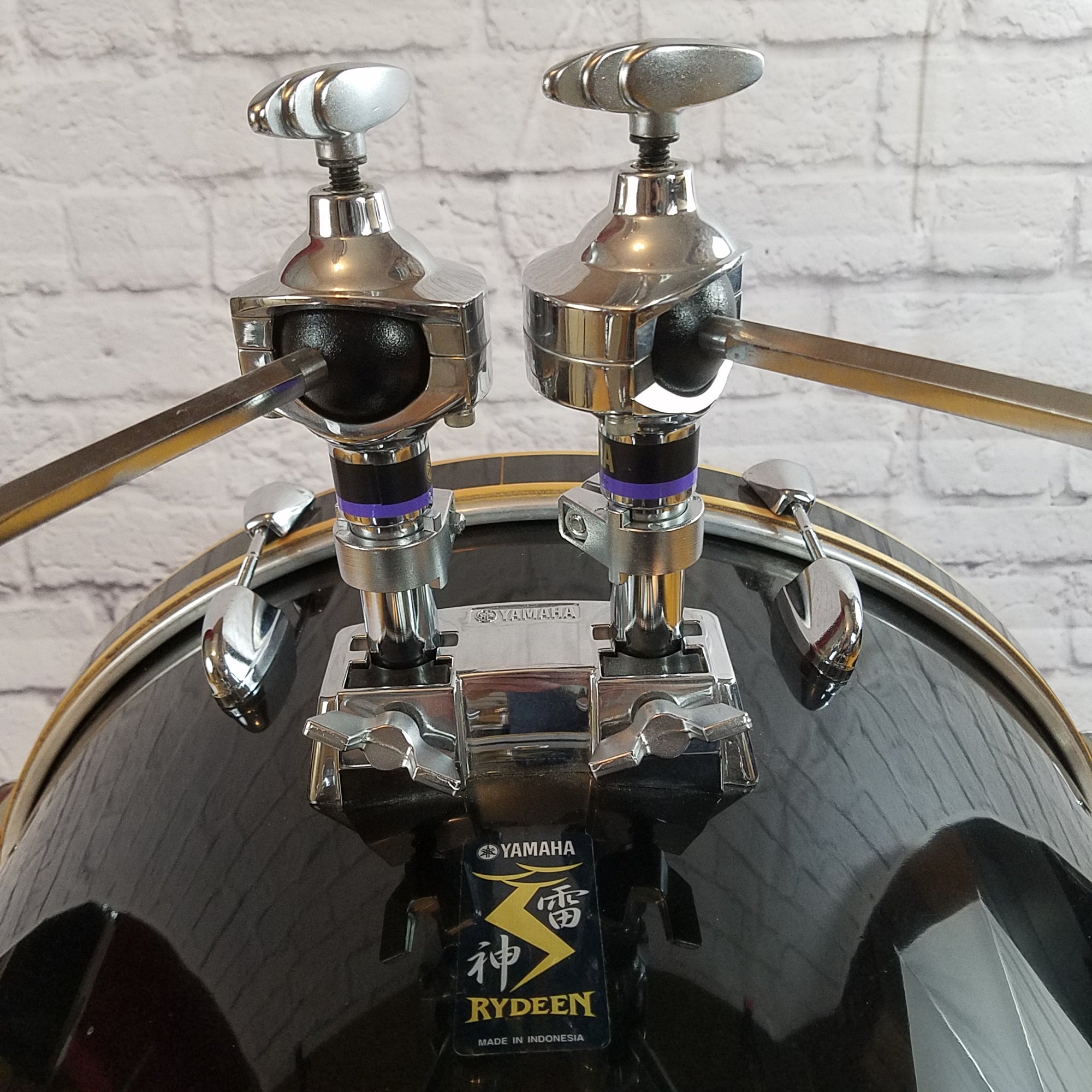 Yamaha Rydeen 5pc Drum Kit 22 12 13 16 with 14in Snare