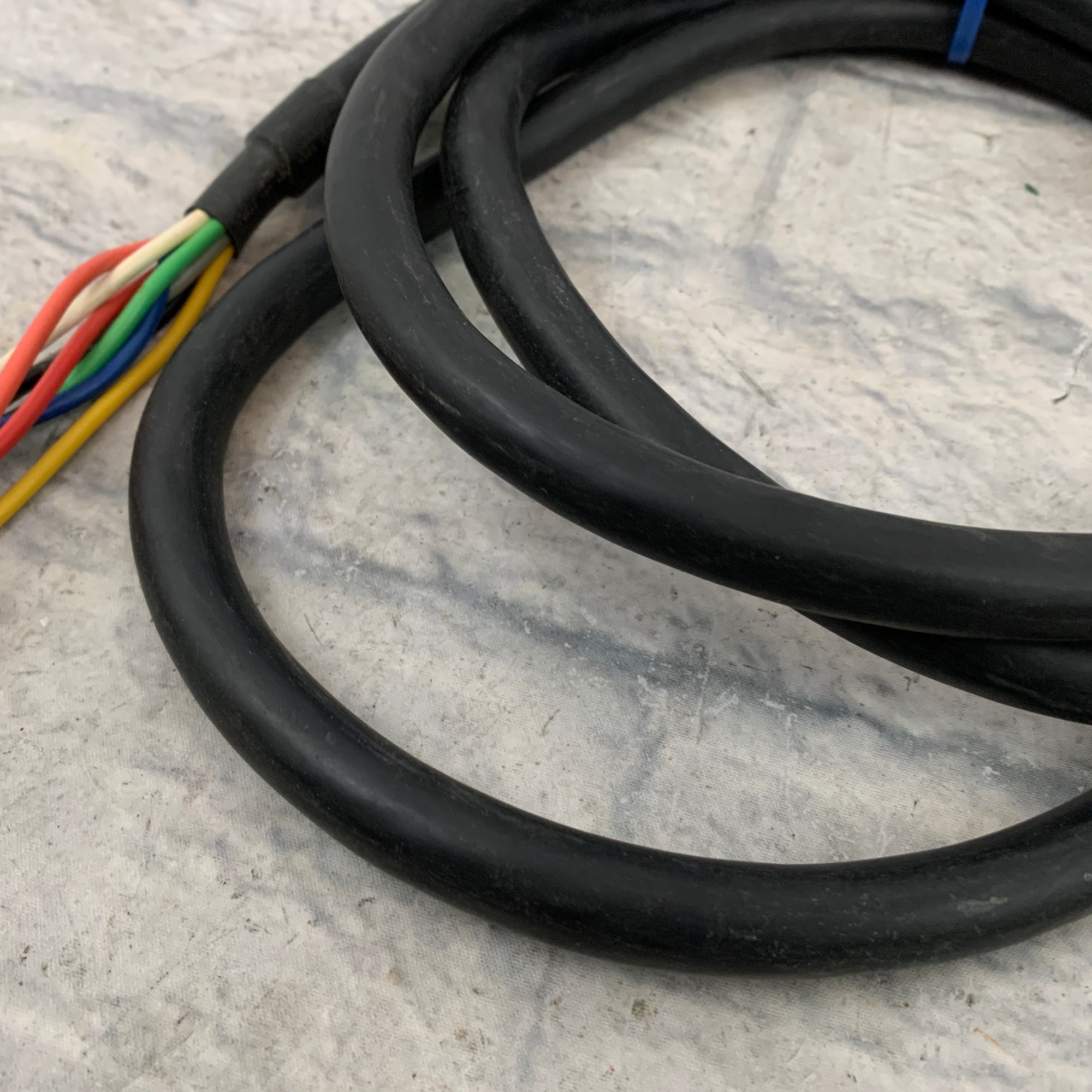 Hosa STX-802M Male XLR to TRS Balanced 1/4" 2M (6.6 feet) Snake