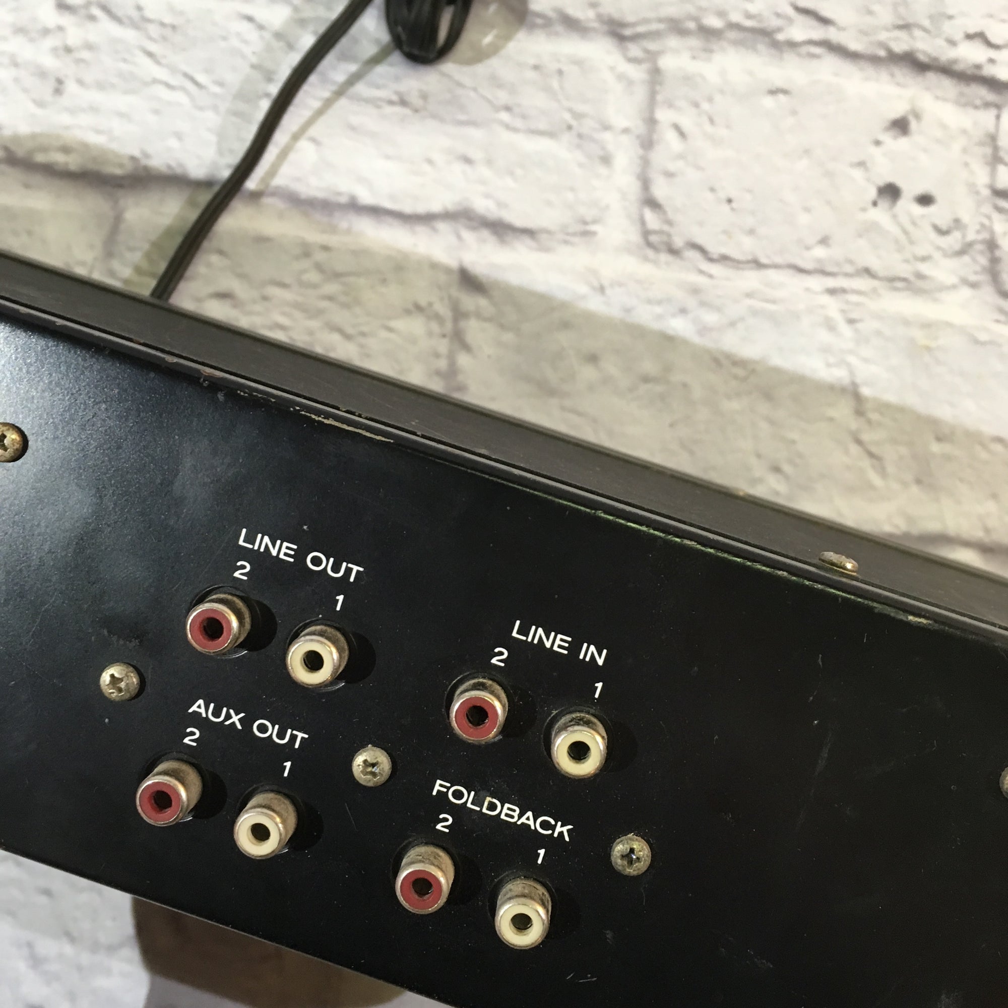Teac GE-20 Graphic Equalizer with VU Meter - Evolution Music Teac GE-20 Graphic Equalizer with VU Meter - Evolution Music