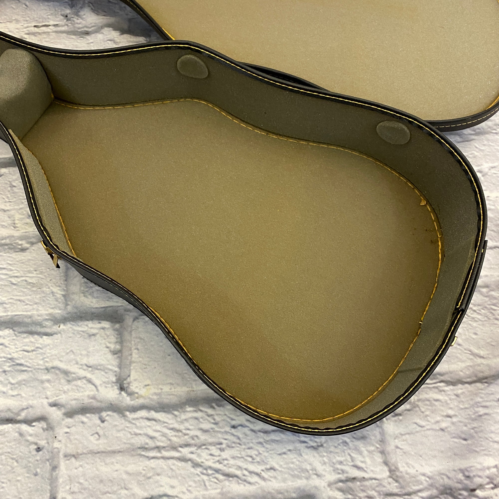 Unknown Chipboard Acoustic Hard Case