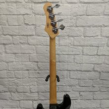 Dean Paramount 4-String Bass Classic Black