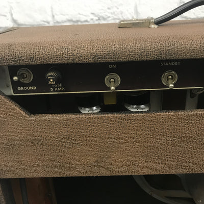 Vintage 1962 Fender Vibrasonic Brownface Guitar Combo Amp with Original 1x15" JBL D130F