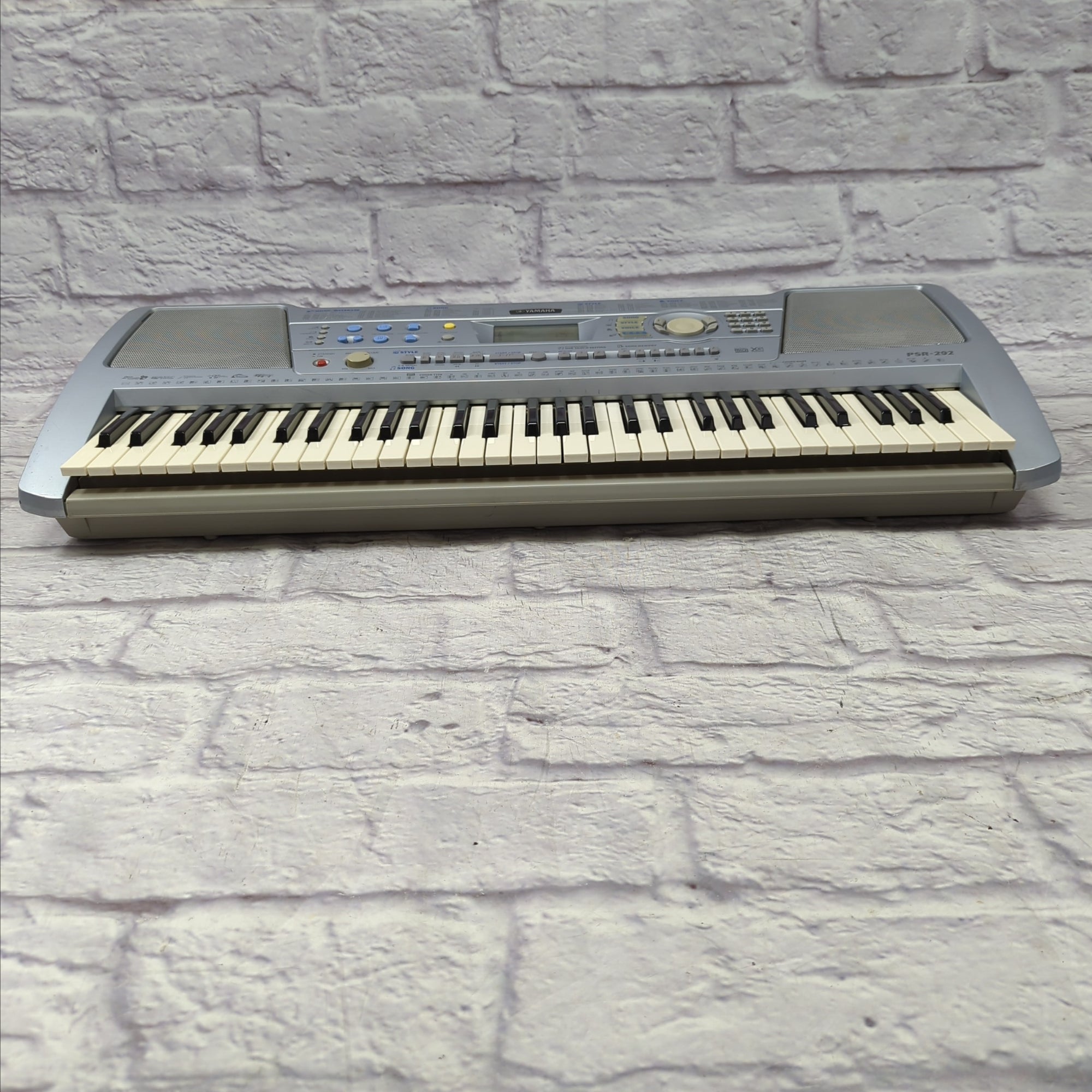 Yamaha PSR292 Digital Keyboard Evolution Music