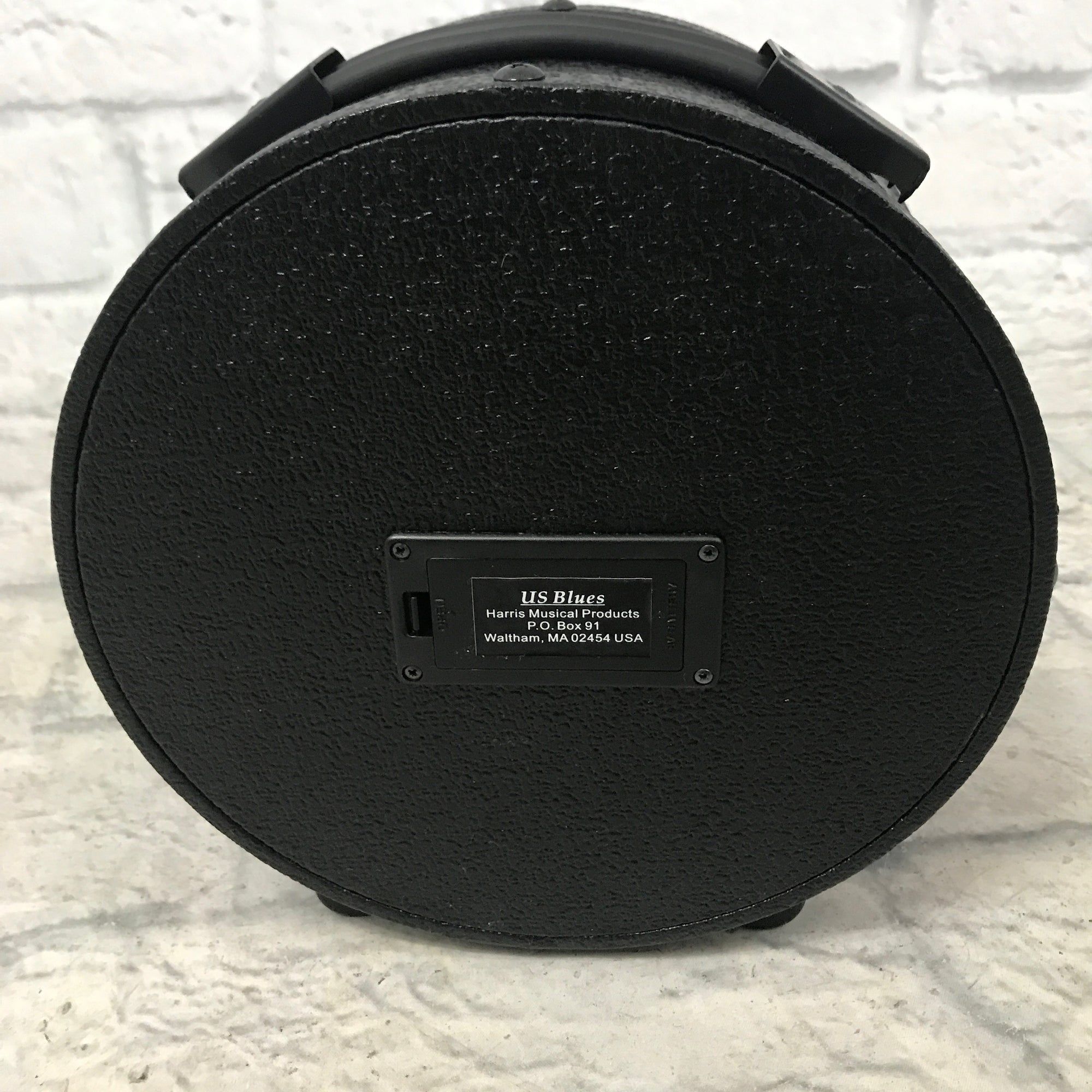 US Blues USB-A30G Round Mini 9V Battery Powered Guitar Amp