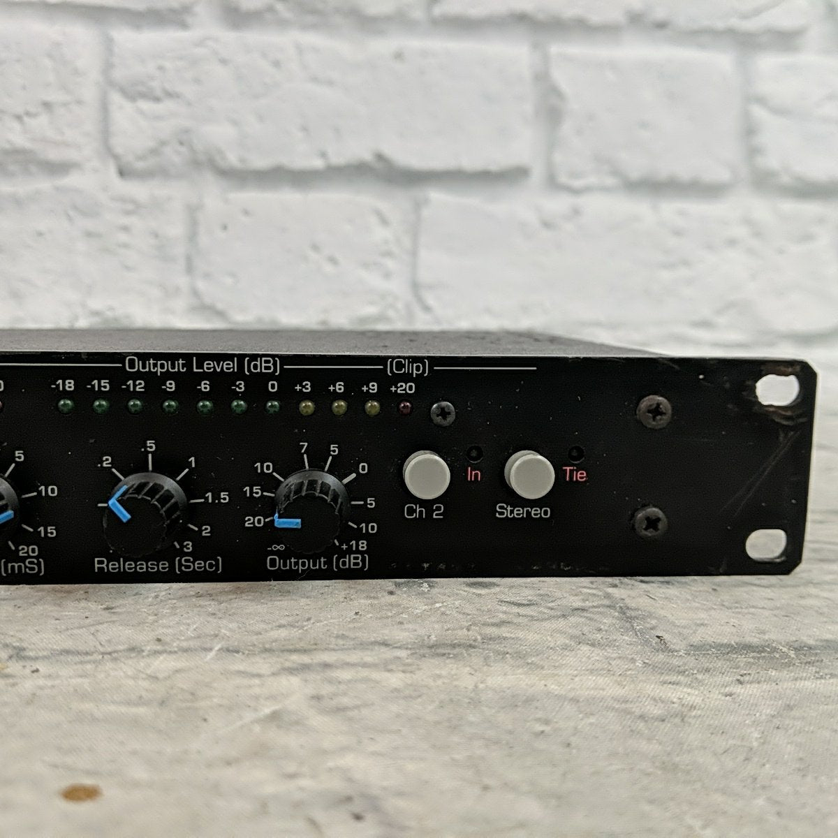 Ashly CL52E Dual Channel Compressor Rack Unit