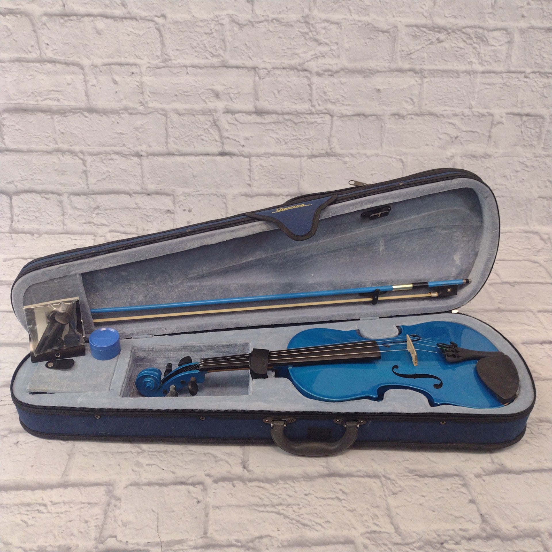 Cremona sv-75 Violin with Case & Bow