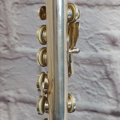 Armstrong 104 Closed Hole Flute with B-Foot