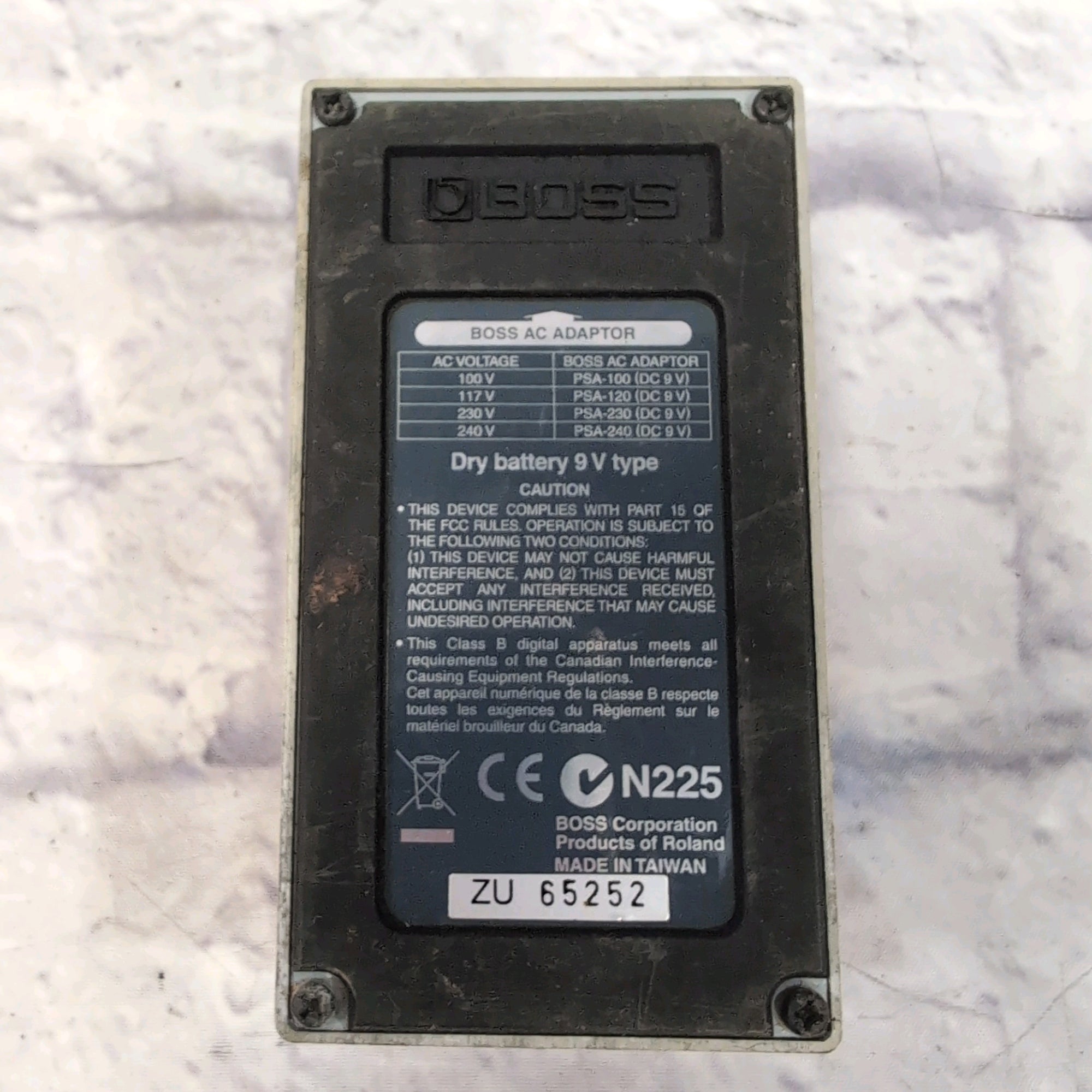 Boss Ac-3 Acoustic Simulator Amp Modeling Pedal