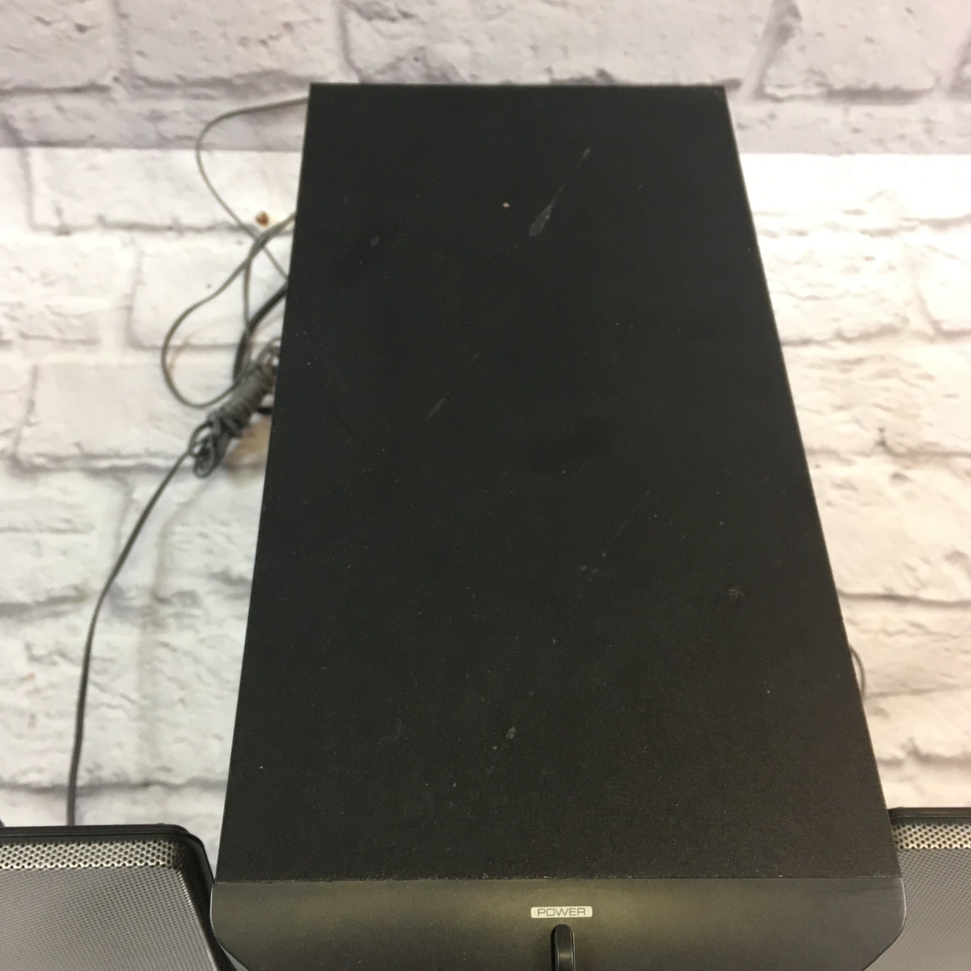 Tascam VL-S21 Speakers with Subwoofer