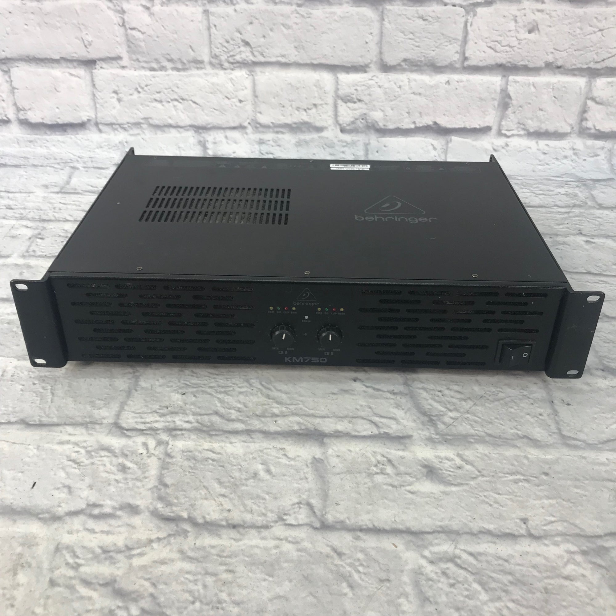 Beheringer KM750 Power Amp - Evolution Music
