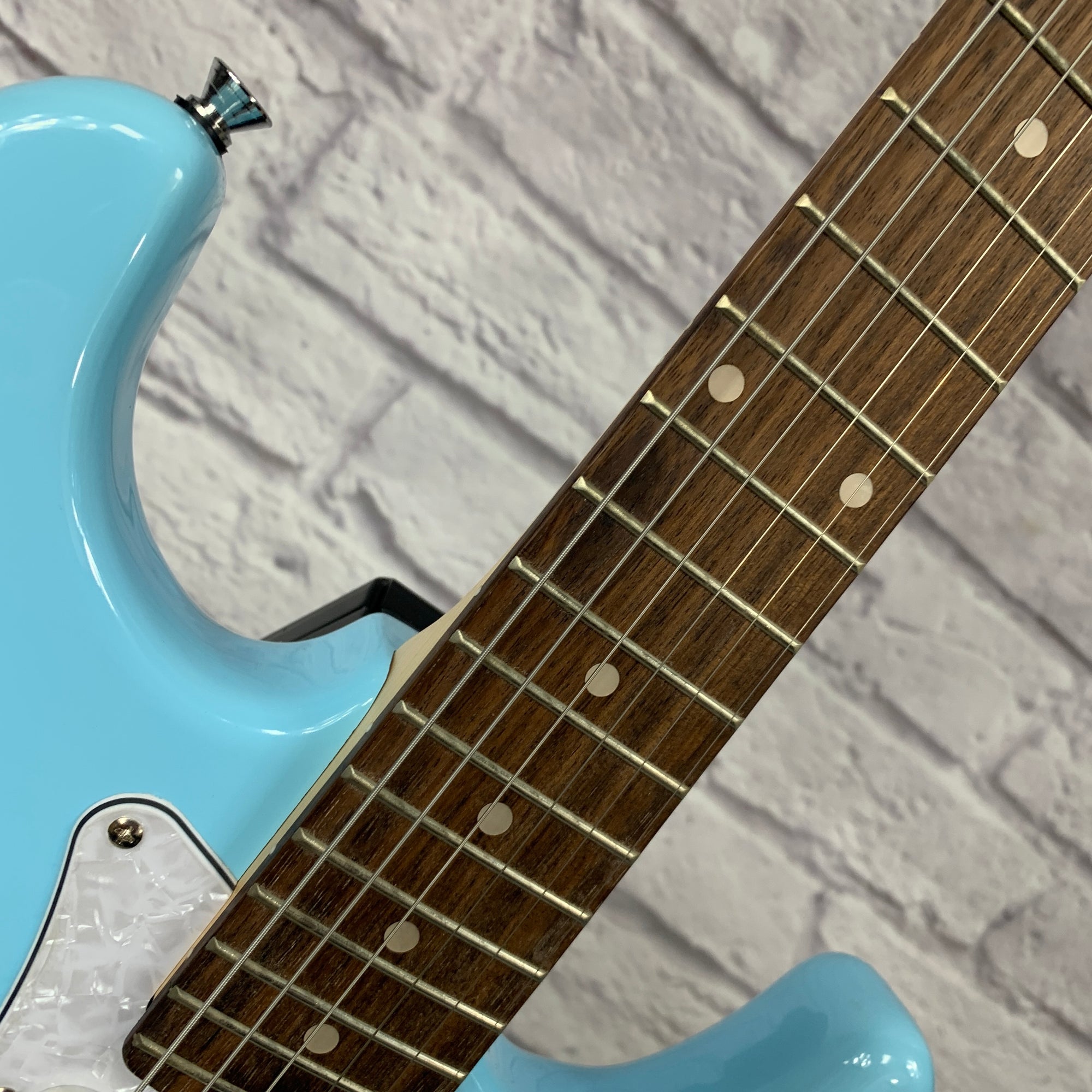 Nashville Guitar Works 130 Strat-Style Electric Guitar Blue