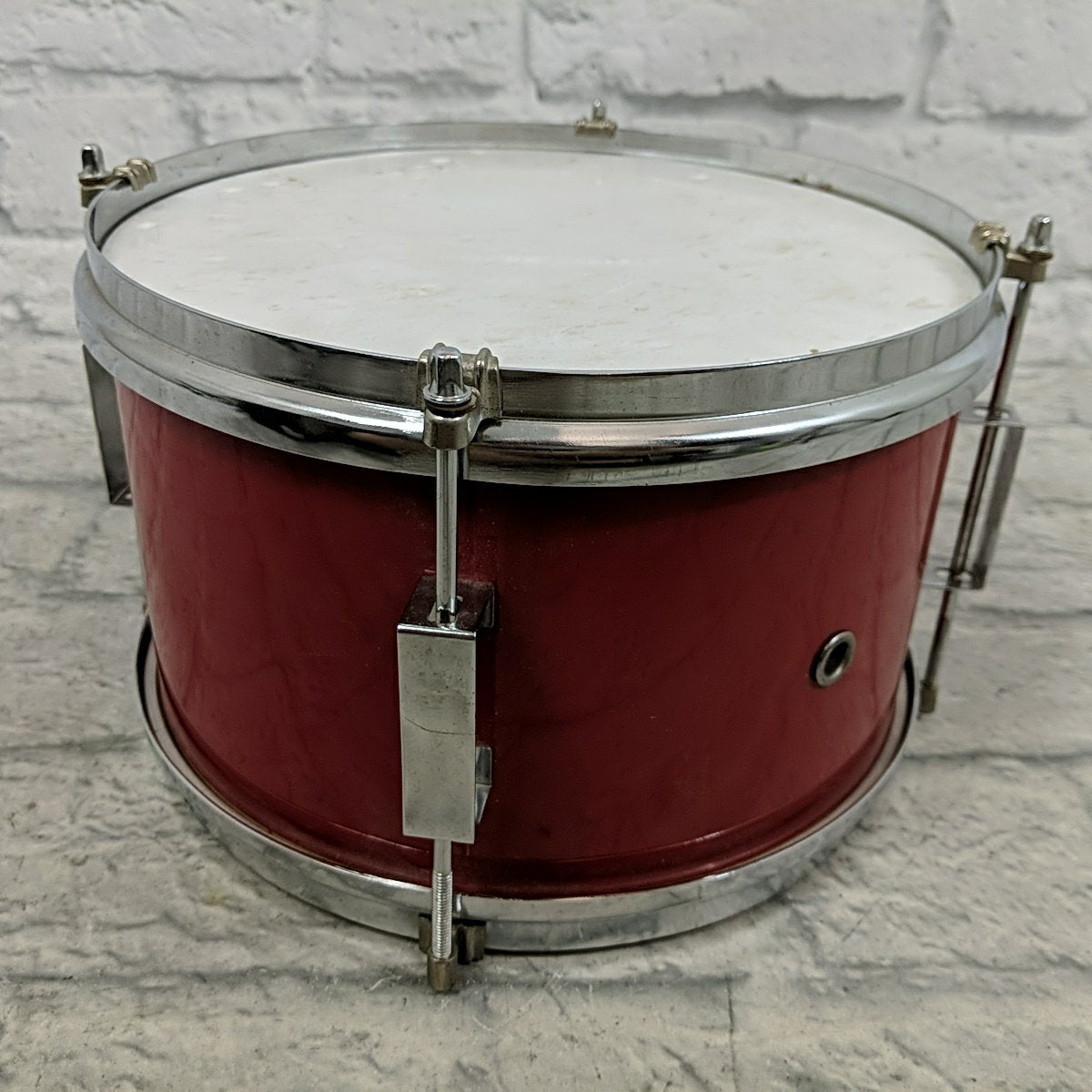 10x6 Red Tom