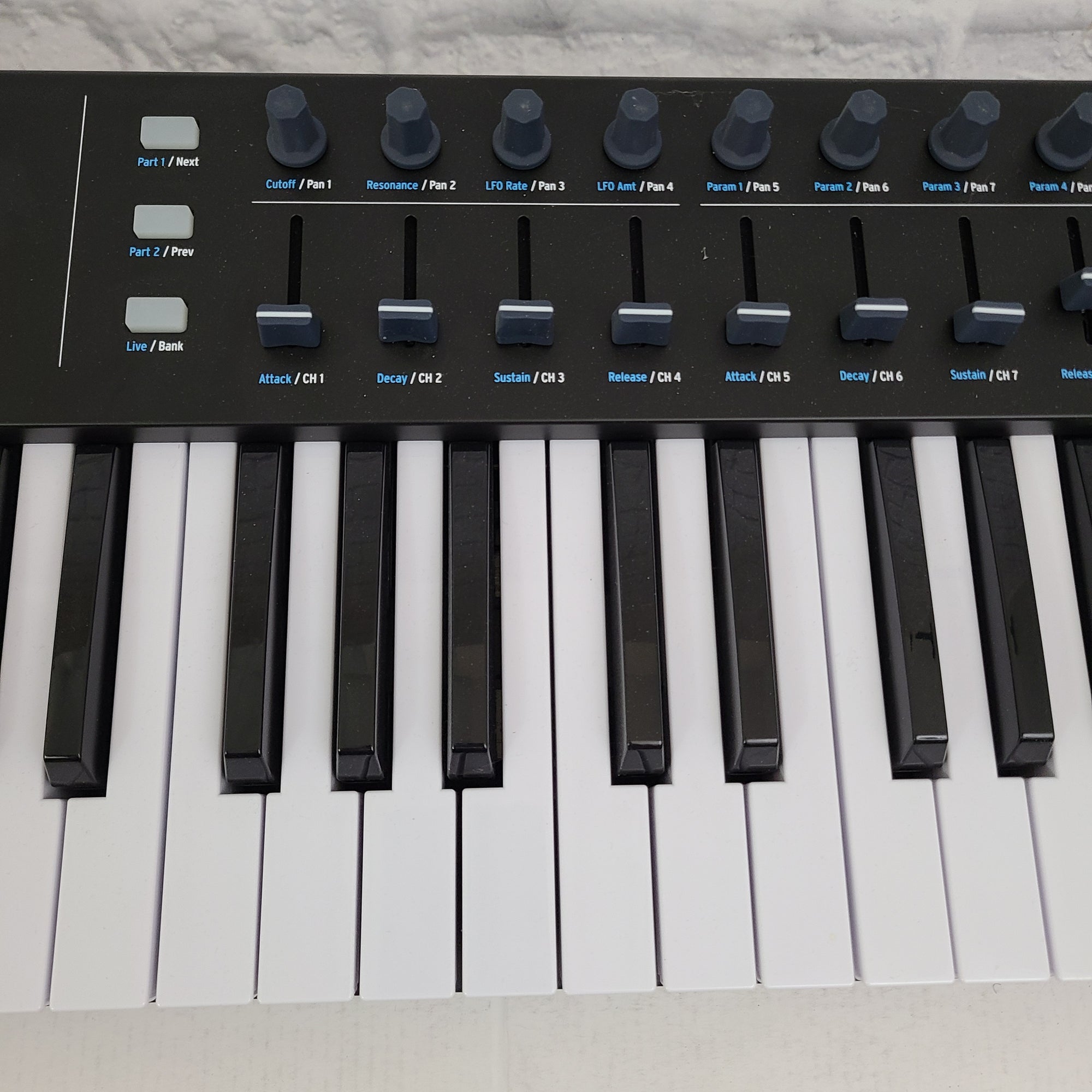 Arturia Keylab 49 Key Essential Midi Controller