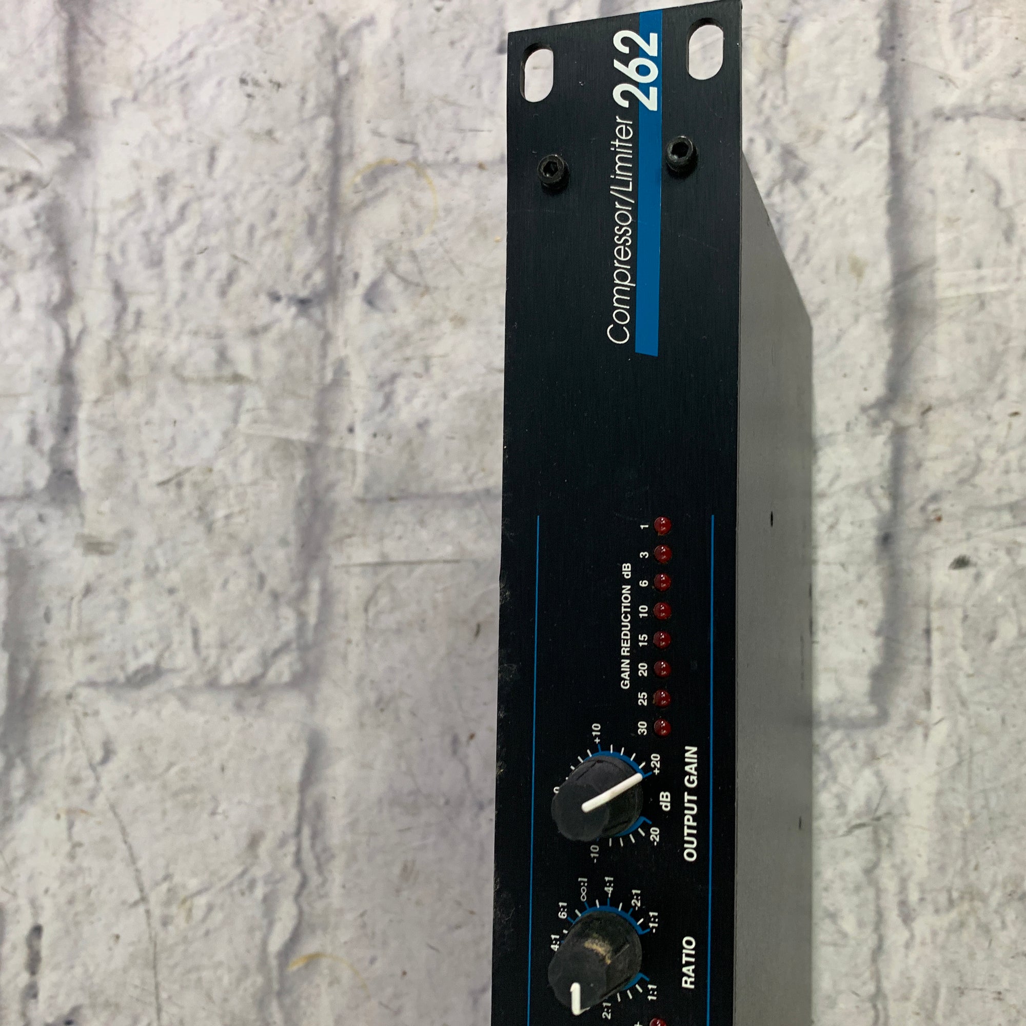DBX 262 Project 1 Compressor/Limiter