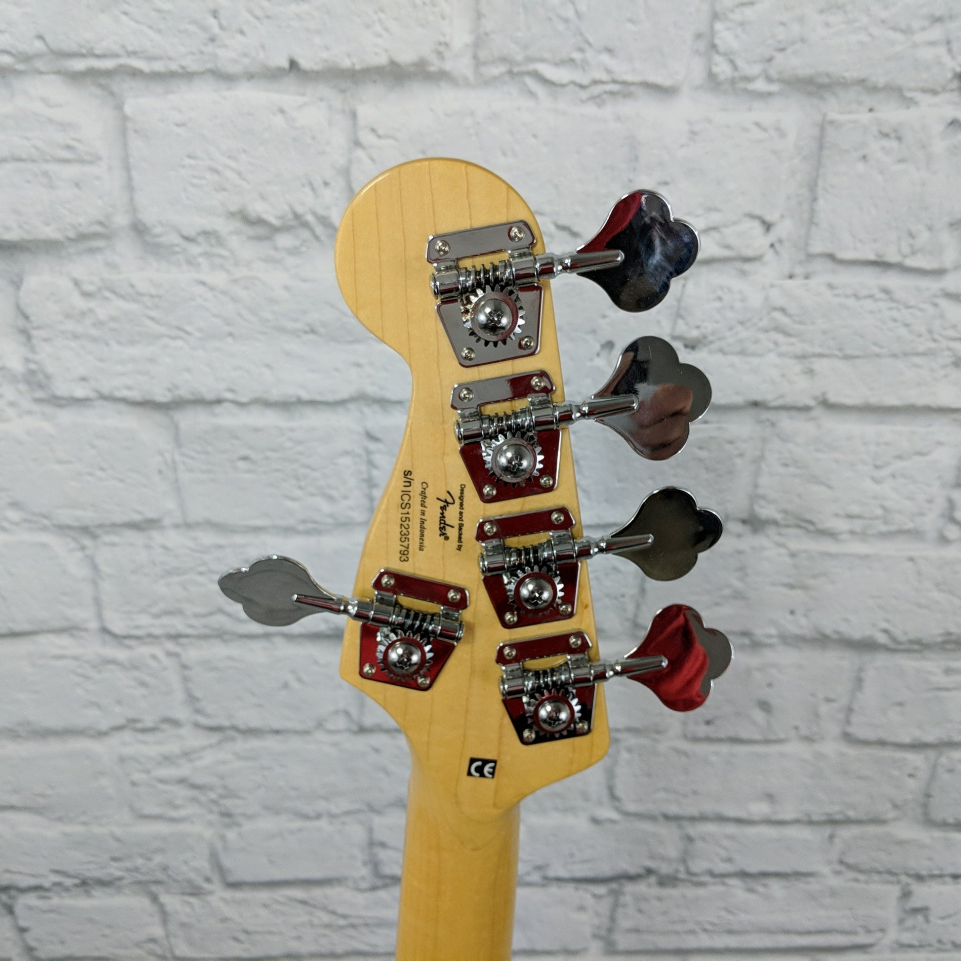 ** Squier Dimension Neck on Vintage Modified Body 5 String Bass Partscaster