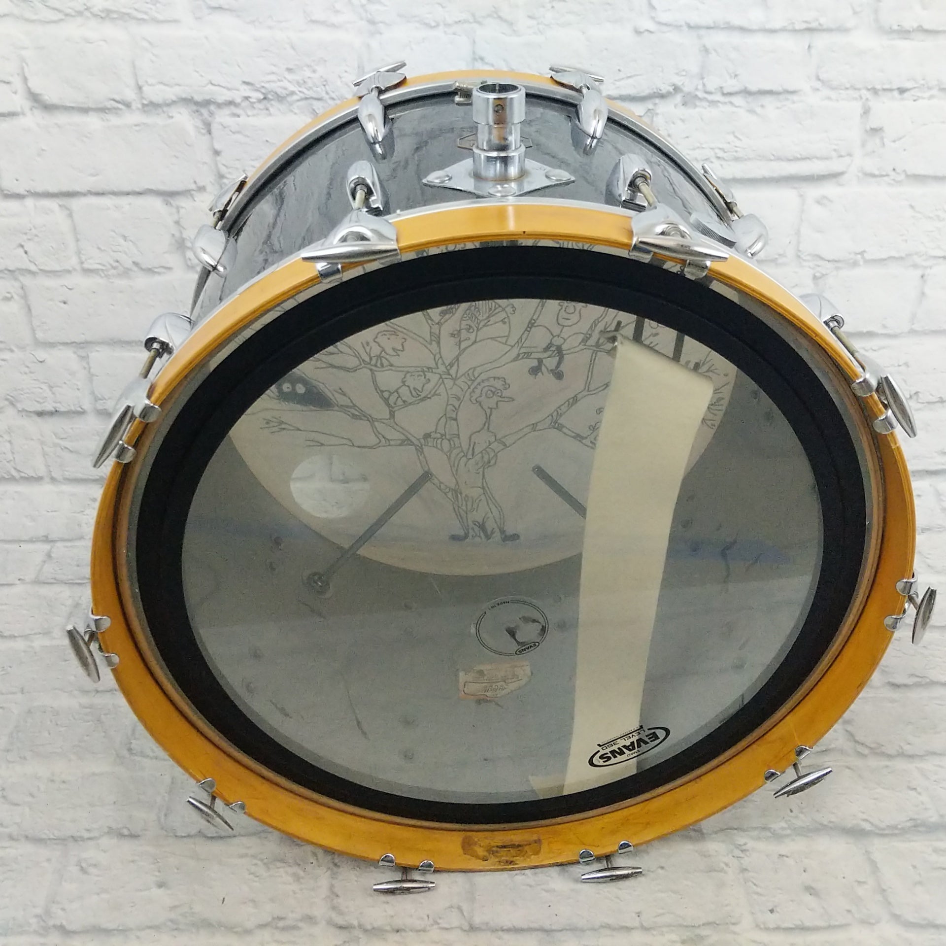 Gretch USA Custom 14 x 22 Bass Drum Black Nitron (Early 70's)
